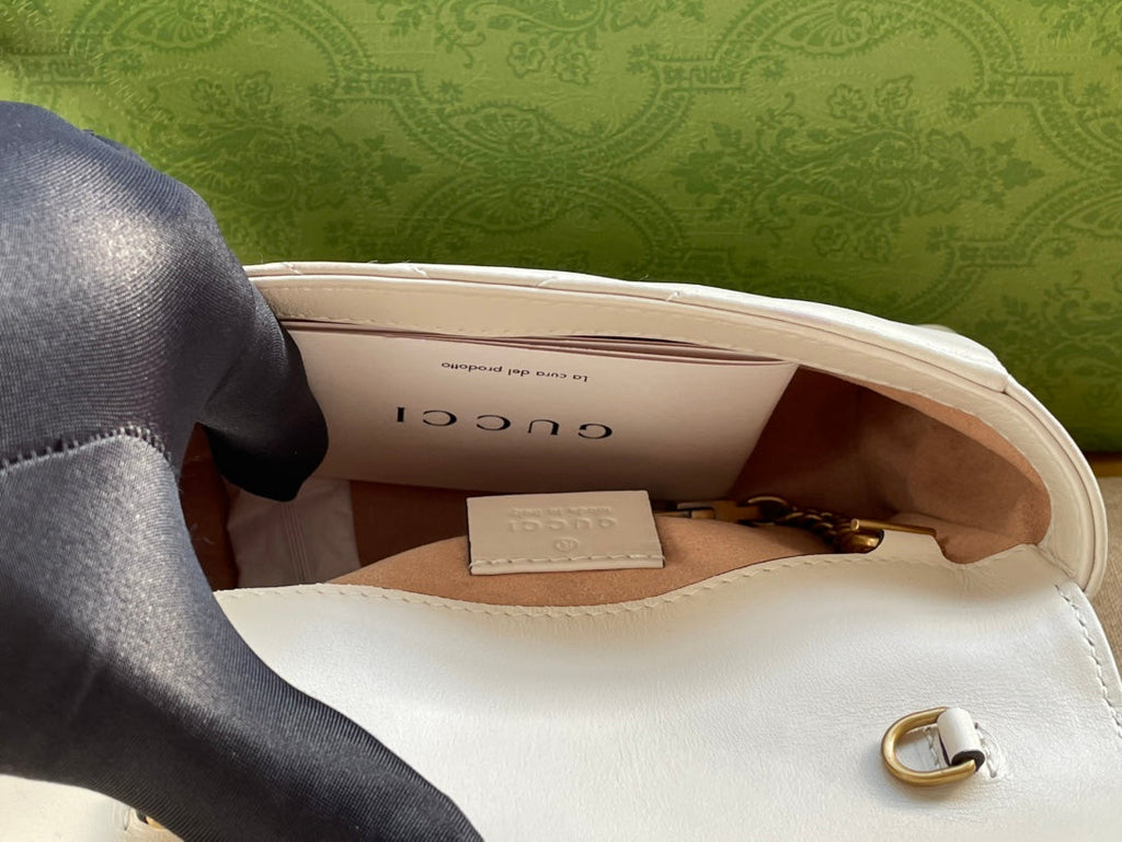 GUCCI MARMONT MINI 16 BAG IN WHITE CALFSKIN