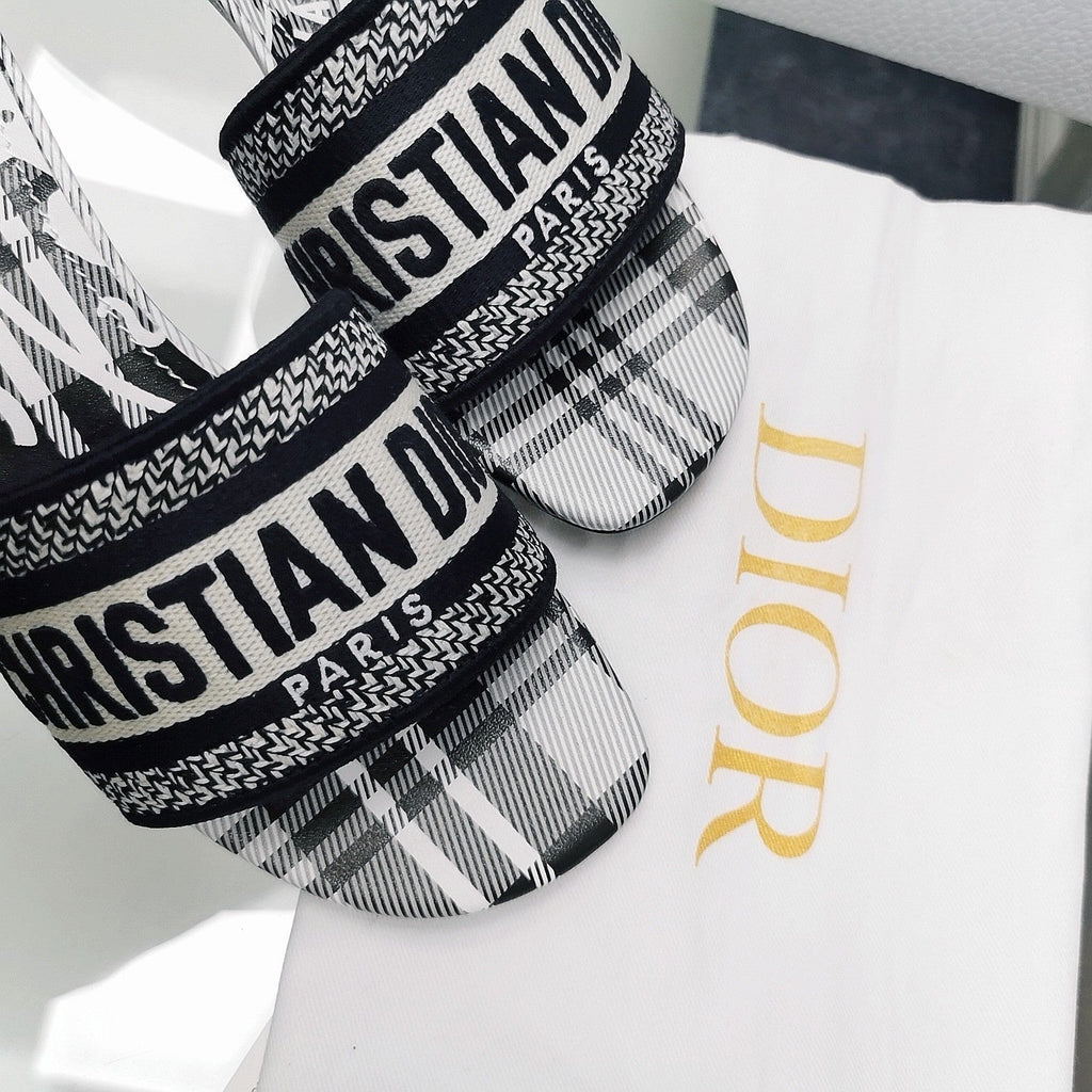 DIOR CD Mule Dway Heeled Slide 45mm Style 44