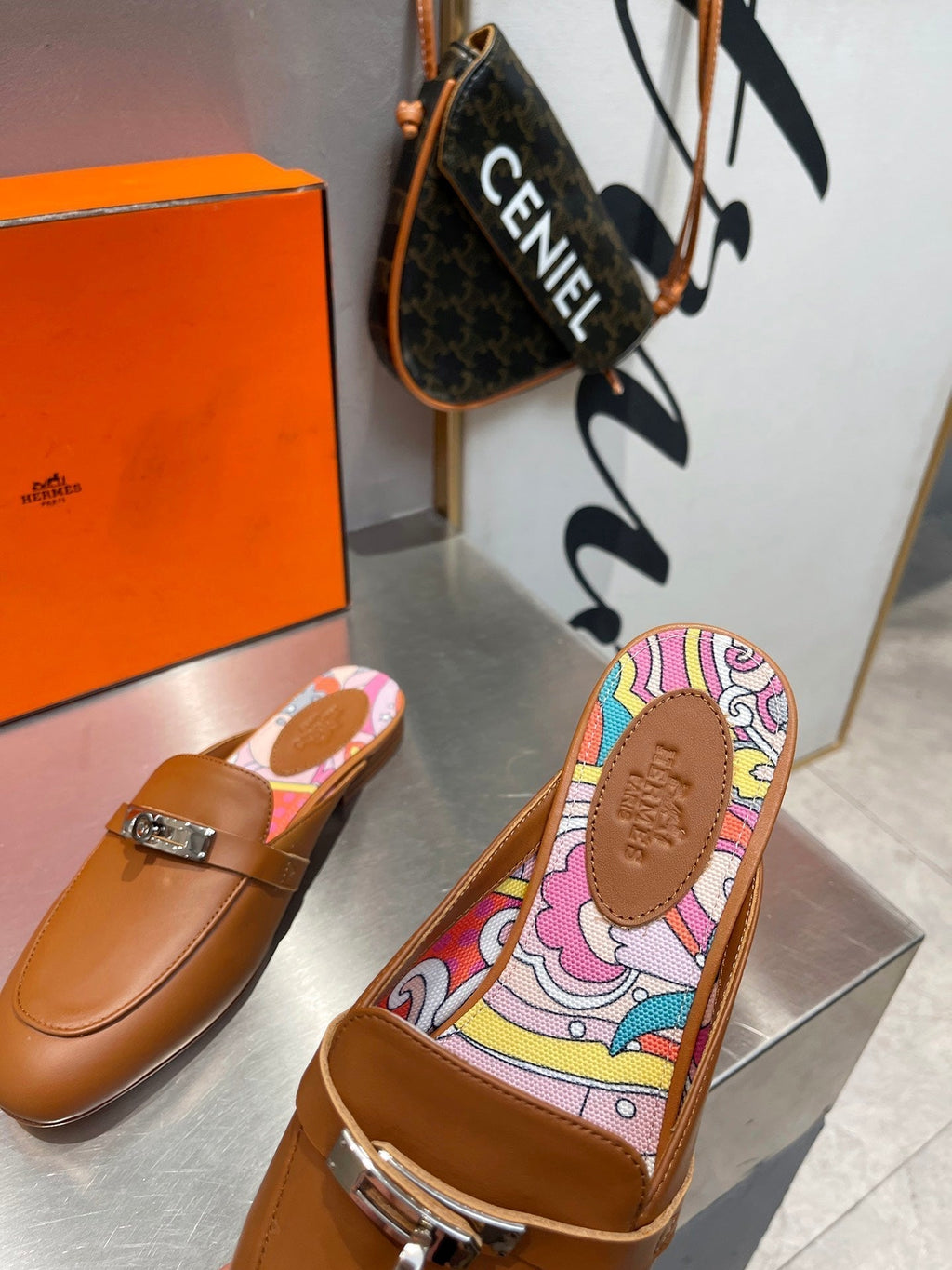 HERMES 0Z MULE CARAMEL CALFSKIN WITH PATTERN