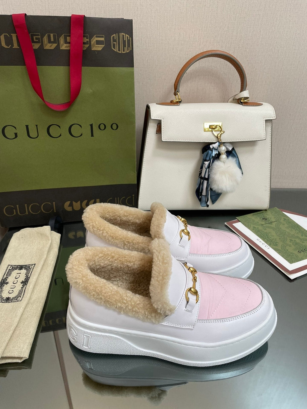 GUCCI LOAFER IN WHITE MIX LIGHT PINK CALFSKIN WITH BEIGE WOOL LINING