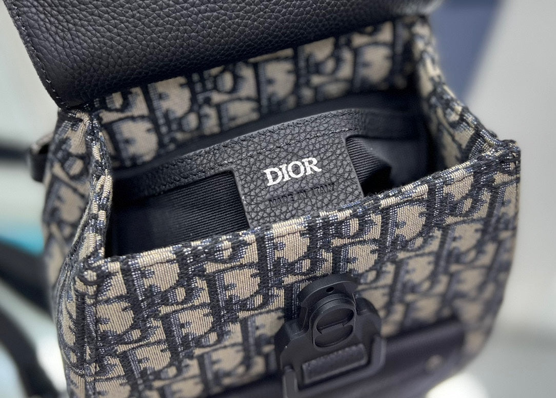 DIOR GALLOP SLING BAG 27 IN BEIGE MIX BLACK OBLIQUE JACQUARD AND CALFSKIN