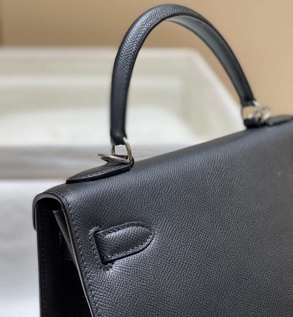 HERMES KELLY 28CM IN NOIR EPSOM CALFSKIN SILVER HARDWARE