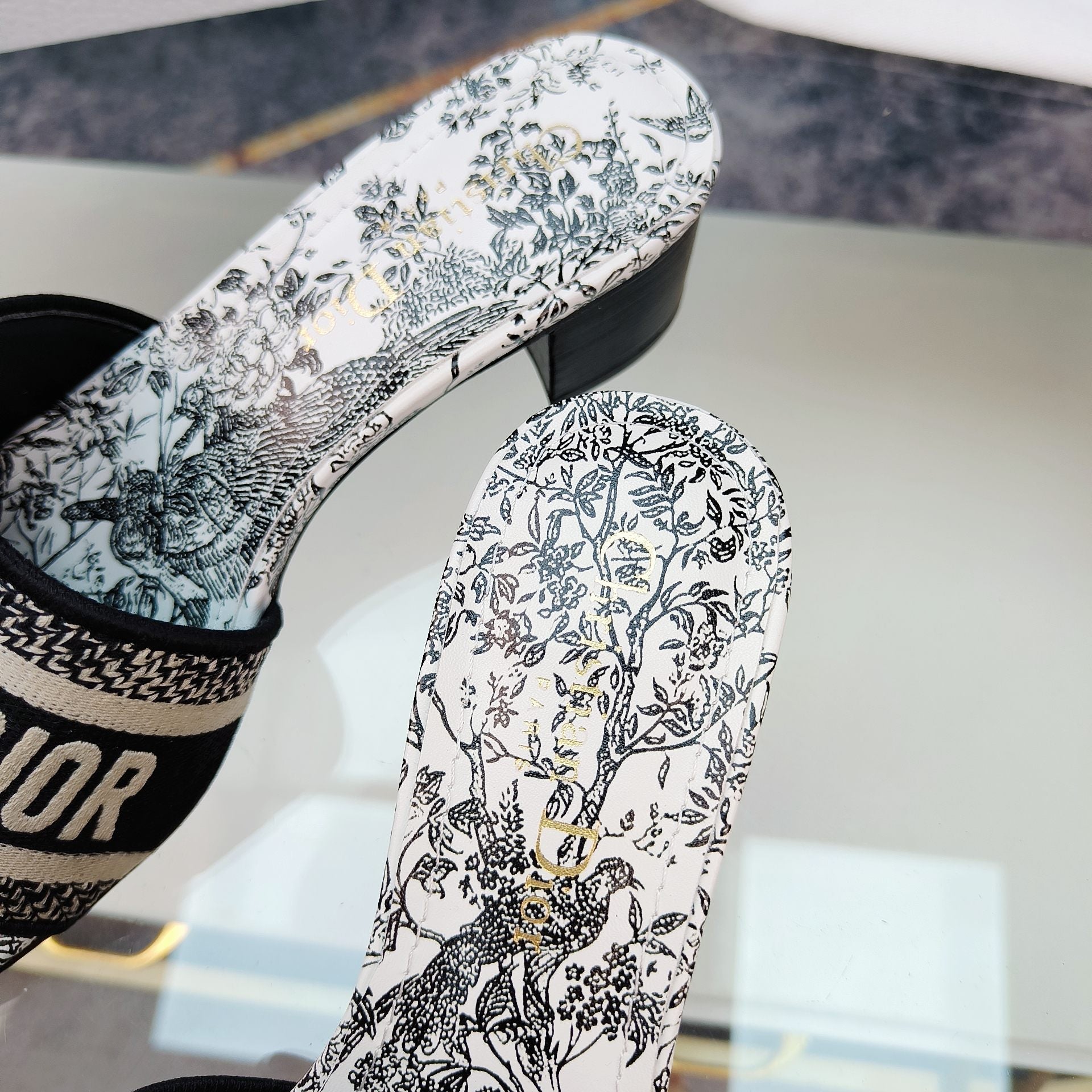 DIOR CD Mule Dway Heeled Slide 45mm Style 13