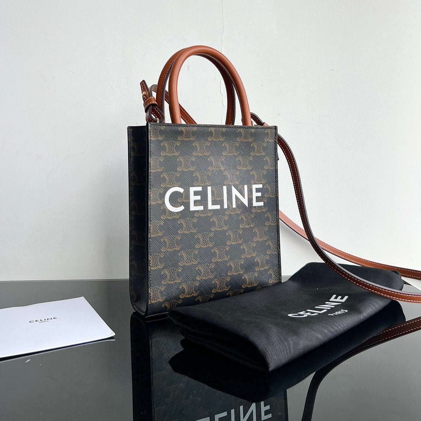 CELINE CABAS TRIOMPHE 21 BLACK CALFSKIN TOTE