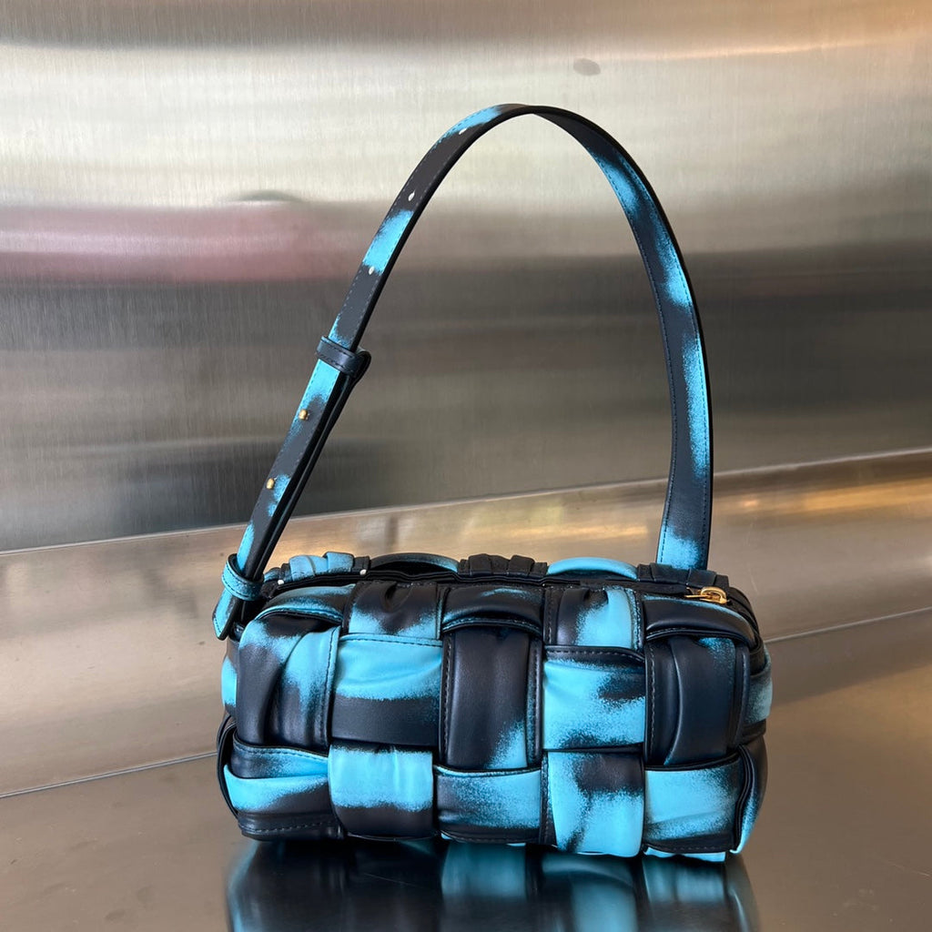 BOTTEGA VENETA SMALL BRICK CASSETTE 23 IN SKY BLUE MIX BLACK LAMBSKIN