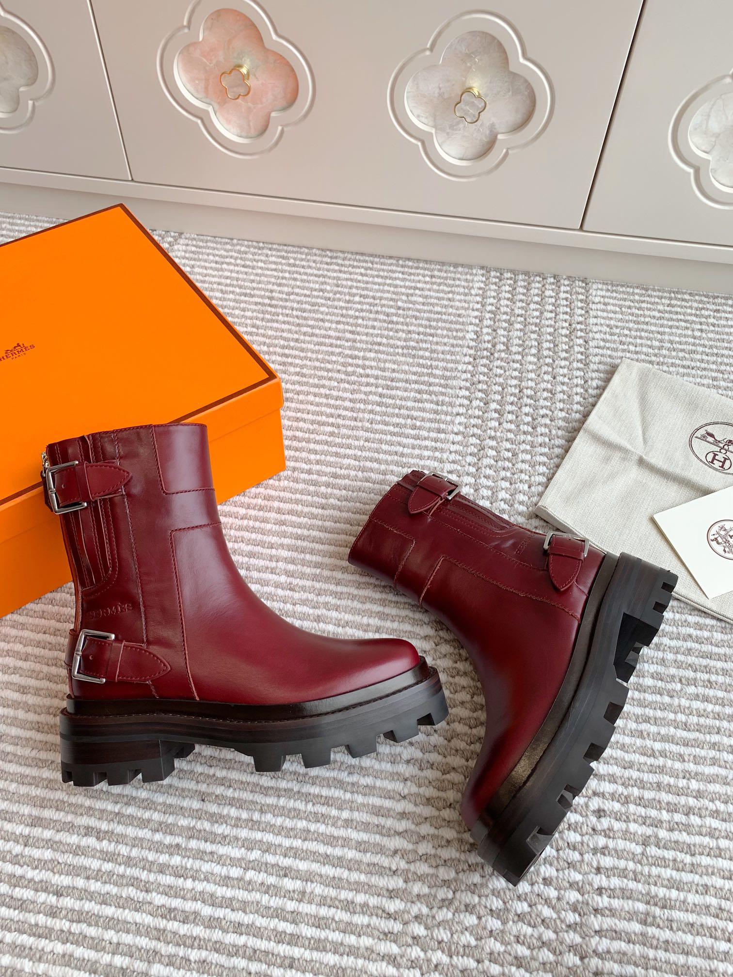 HERMES JAIME ANKLE BOOT IN BURGUNDY RED CALFSKIN