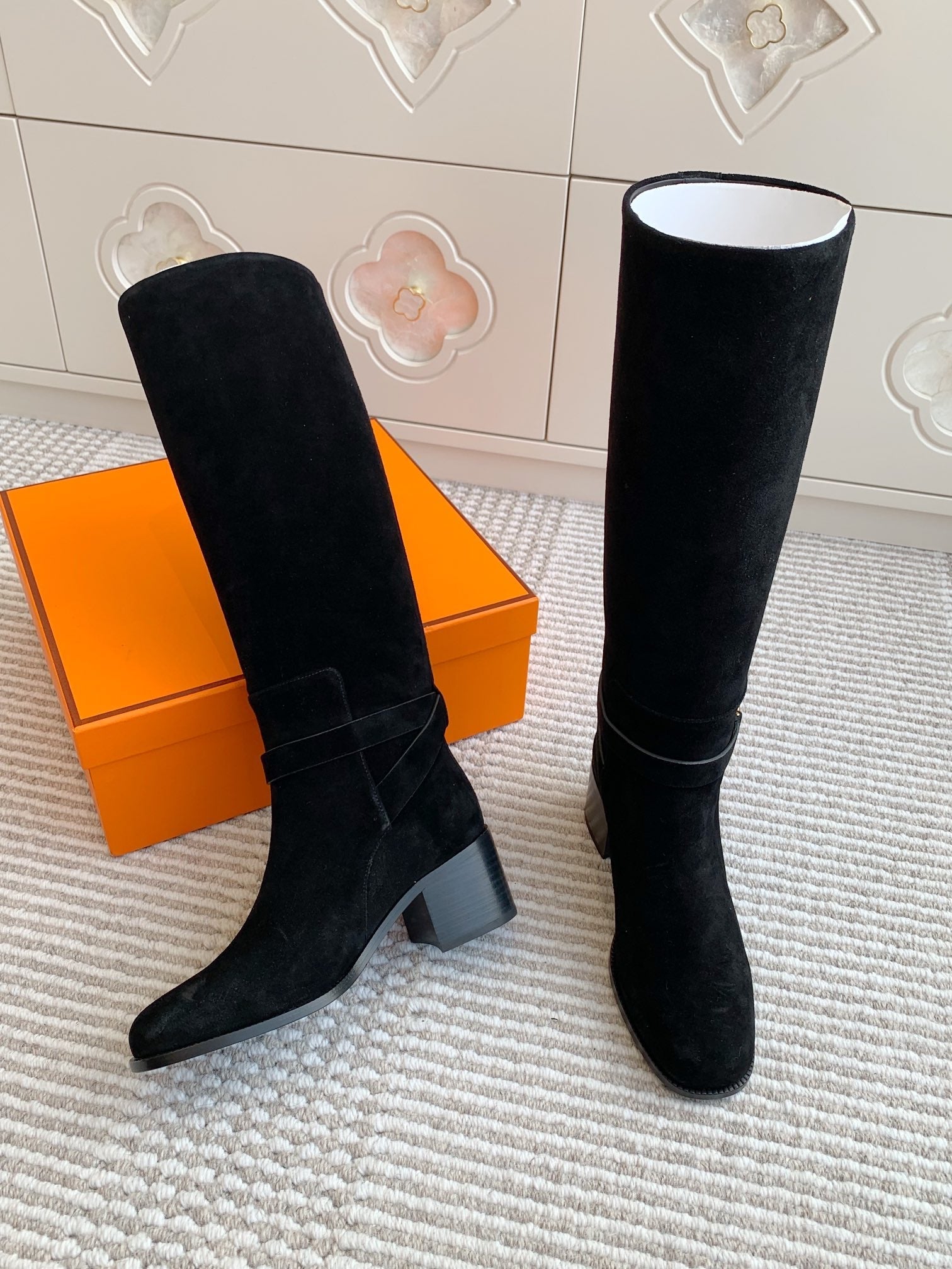 HERMES 25S TALL BOOTS 50 MM IN BLACK SUEDE WITH GOLD HARDWARE
