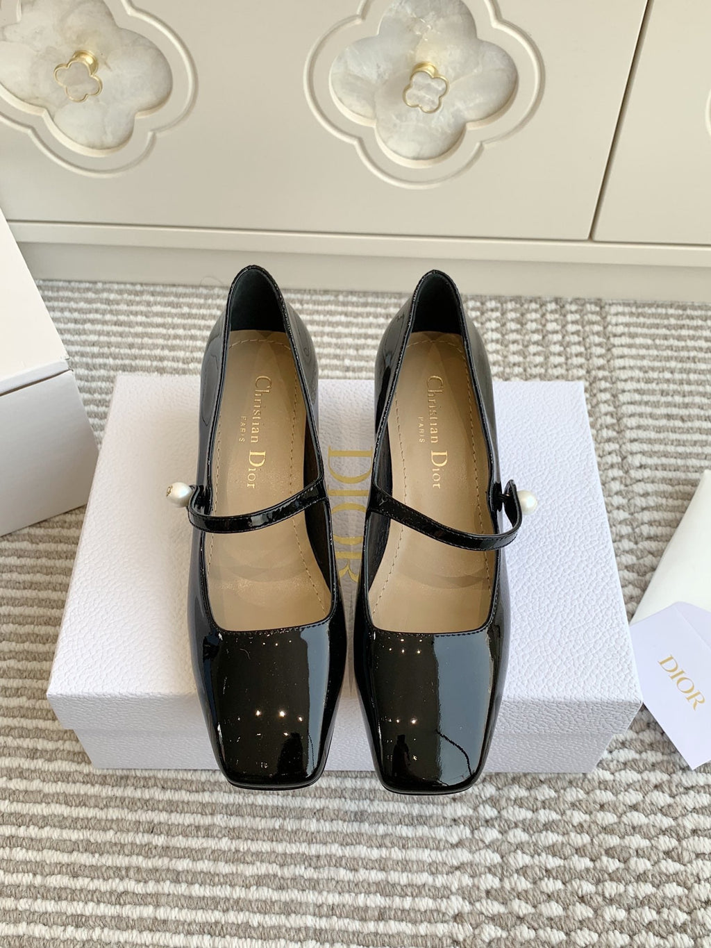 DIOR PEARL JOLIE MARY JANE PUMPS IN BLACK CALFSKIN
