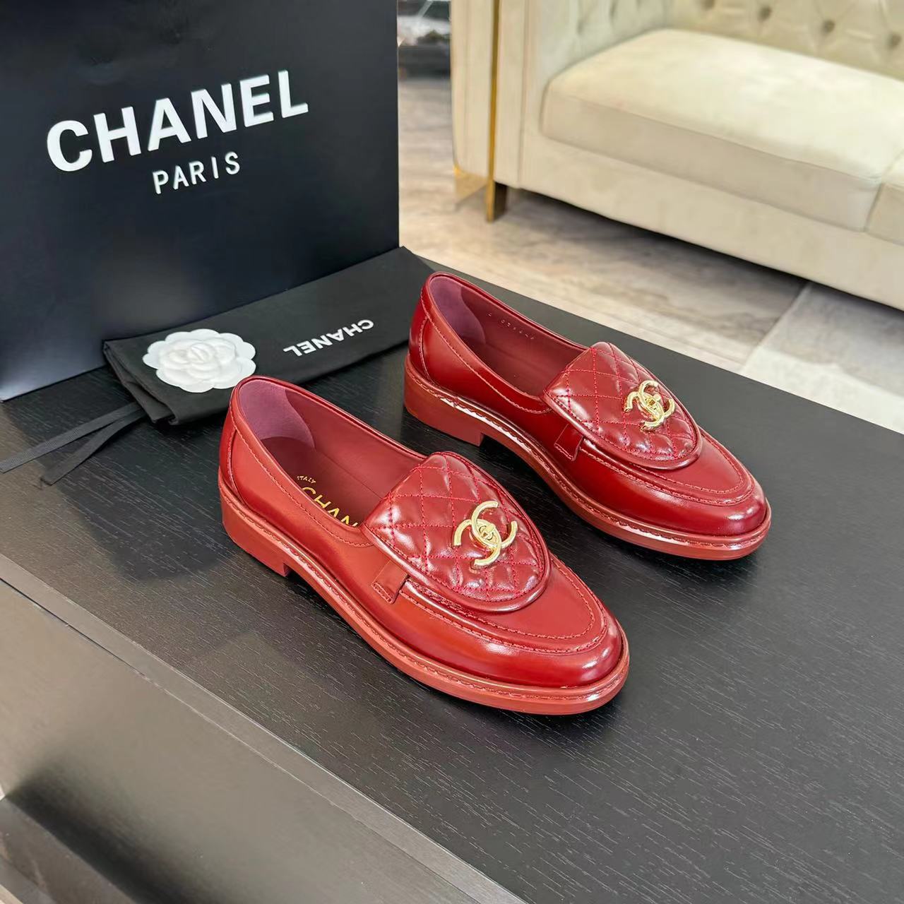 CHANEL MOASINS RED QUILTED LAMBSKIN