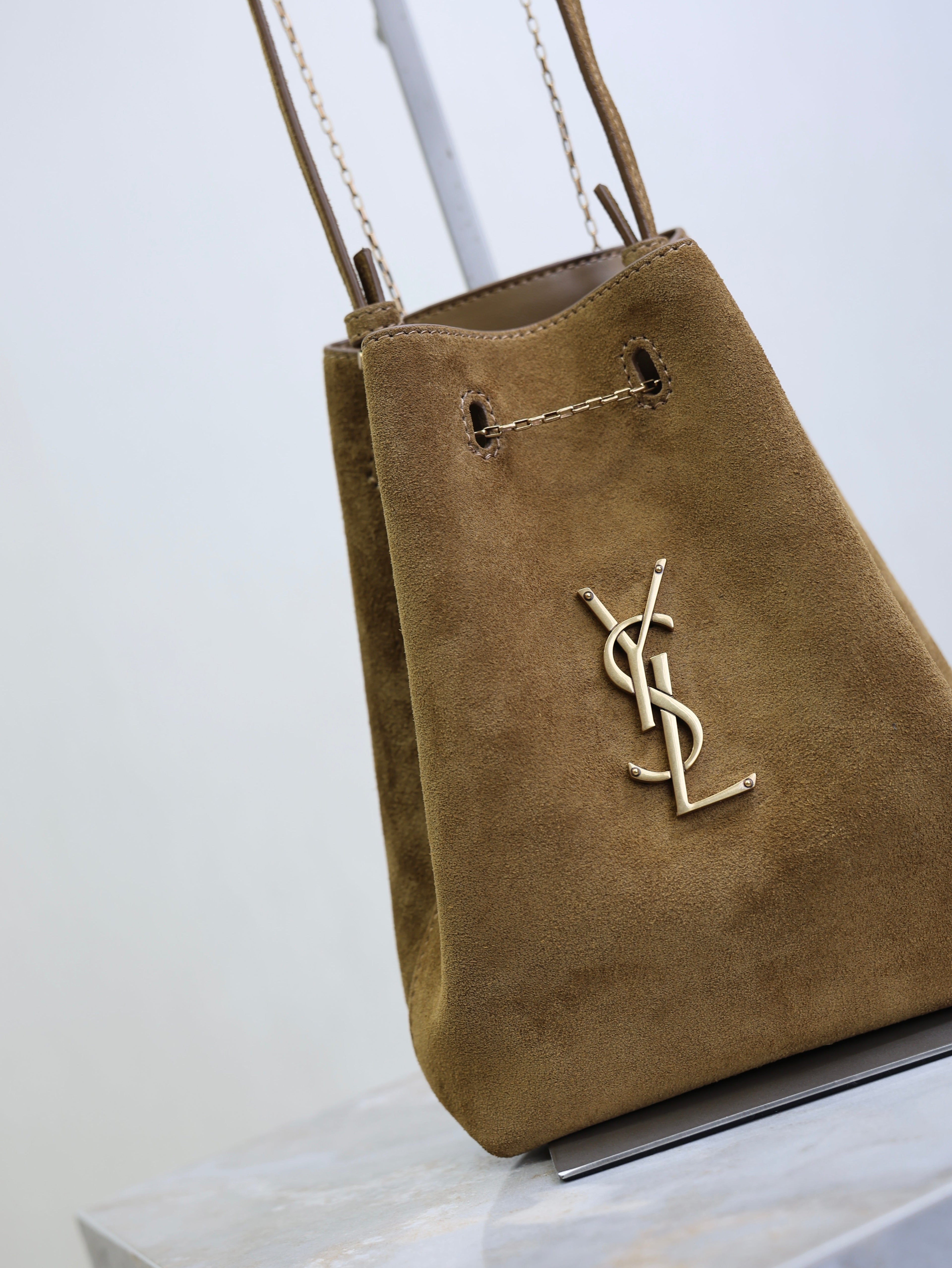 YSL 25S POCHON BAG 24 IN CARAMEL COGNAC SUEDE GOLD HARDWRE