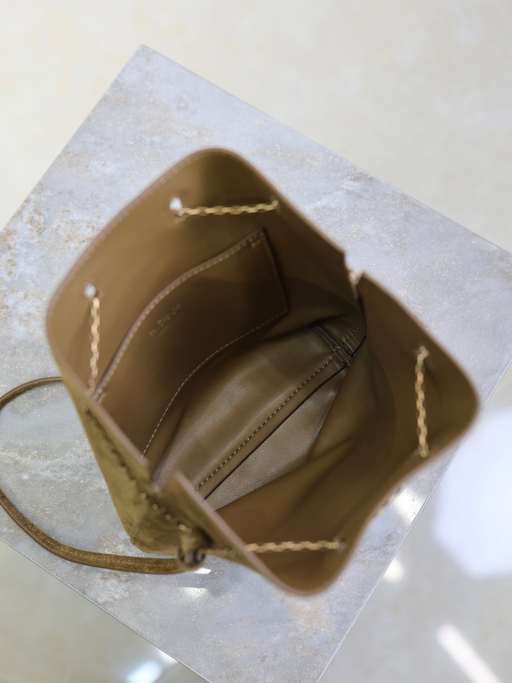 YSL 25S POCHON BAG 24 IN CARAMEL COGNAC SUEDE GOLD HARDWRE