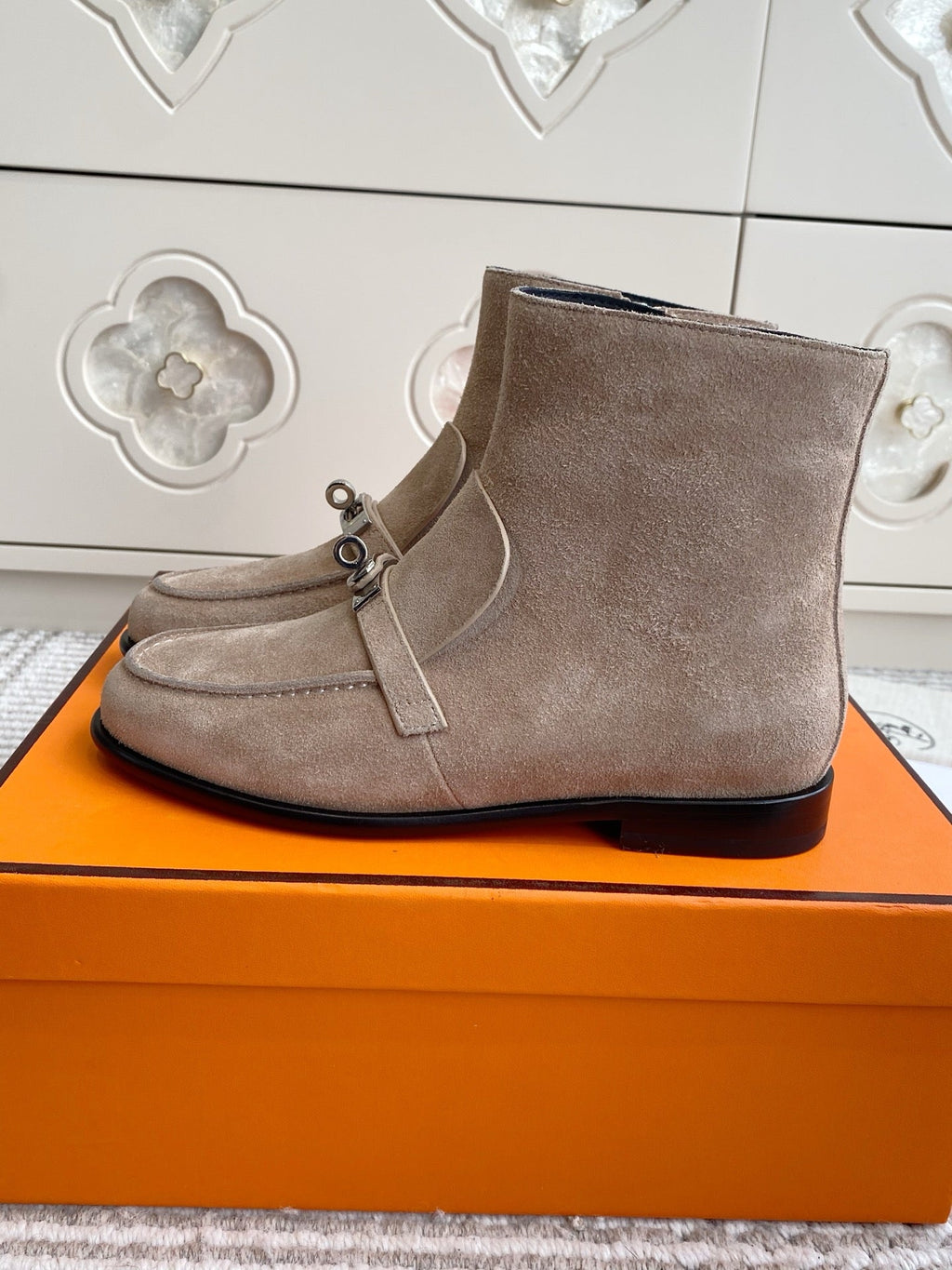 HERMES 25S KELSY ANKLE BOOT IN EARTHY BROWN-GRAY SUEDE WITH SILVER HARDWARE