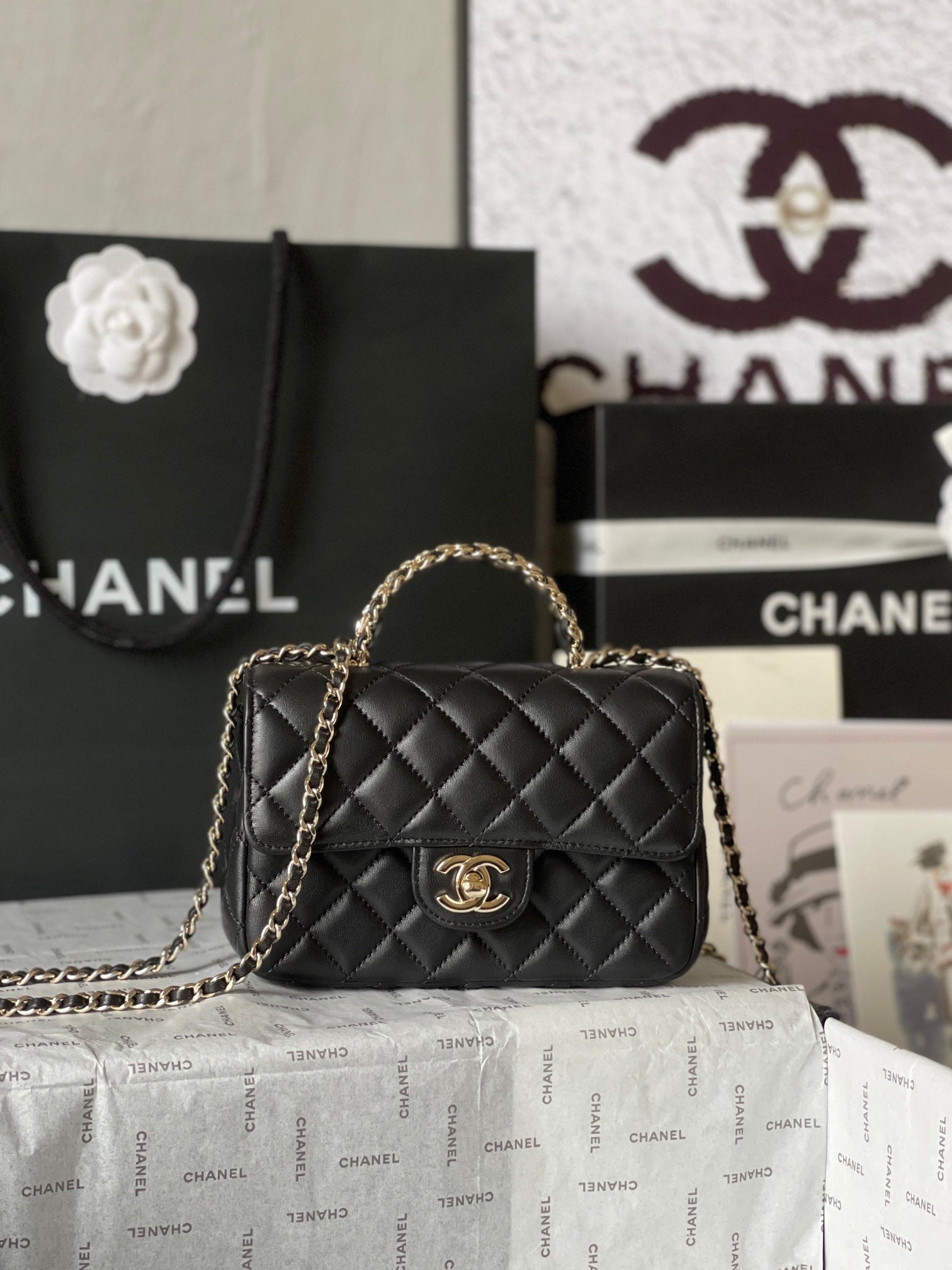 CHANEL MINI 18 FLAP BAG IN BLACK LAMBSKIN