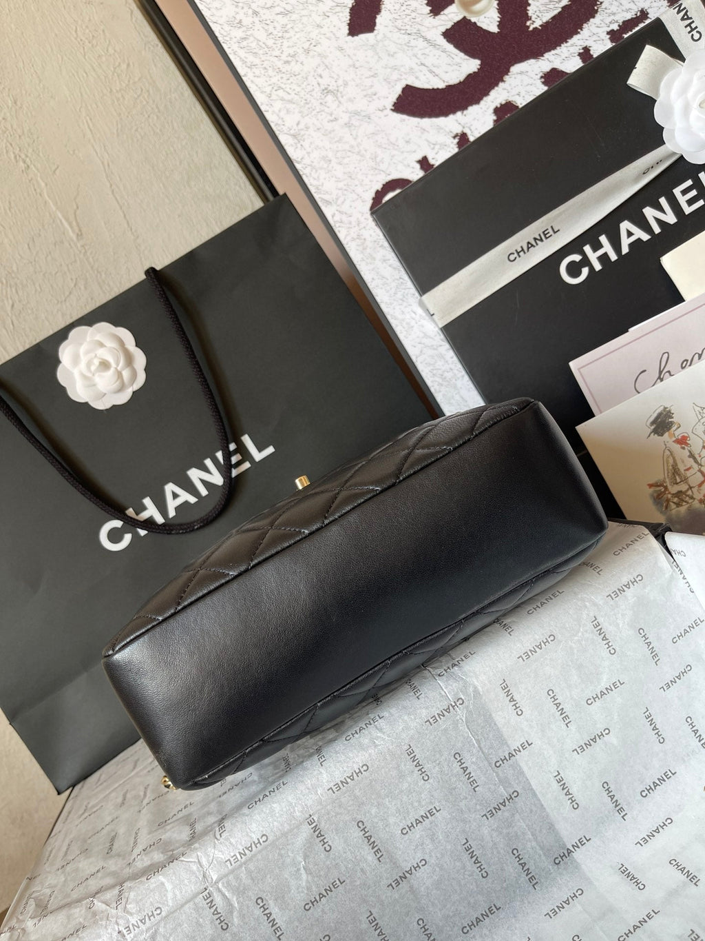 CHANEL CAMERA BAG 24 IN BLACK QUILTED LAMBSKIN DOUBLE C GOLD COIN