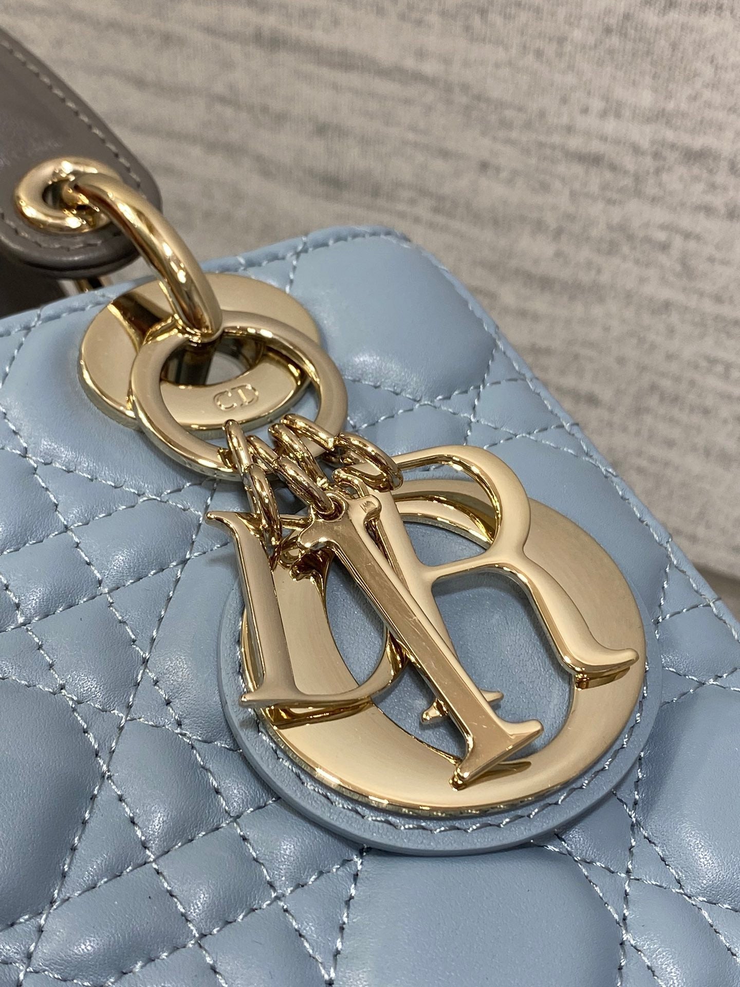 DIOR MEDIUM LADY BAG 20 IN BABY BLUE QUILTED MACROCANNAGE CALFSKIN GREY STRAP