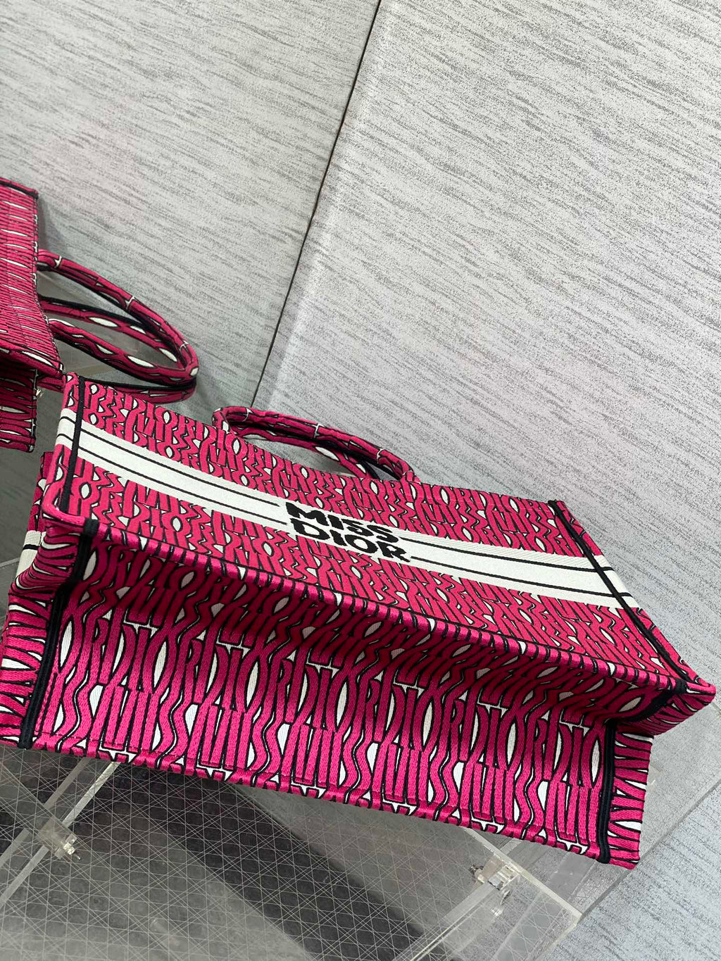 DIOR MISS LARGE TOTE 42 IN MAGENTA PURPLE CANVAS