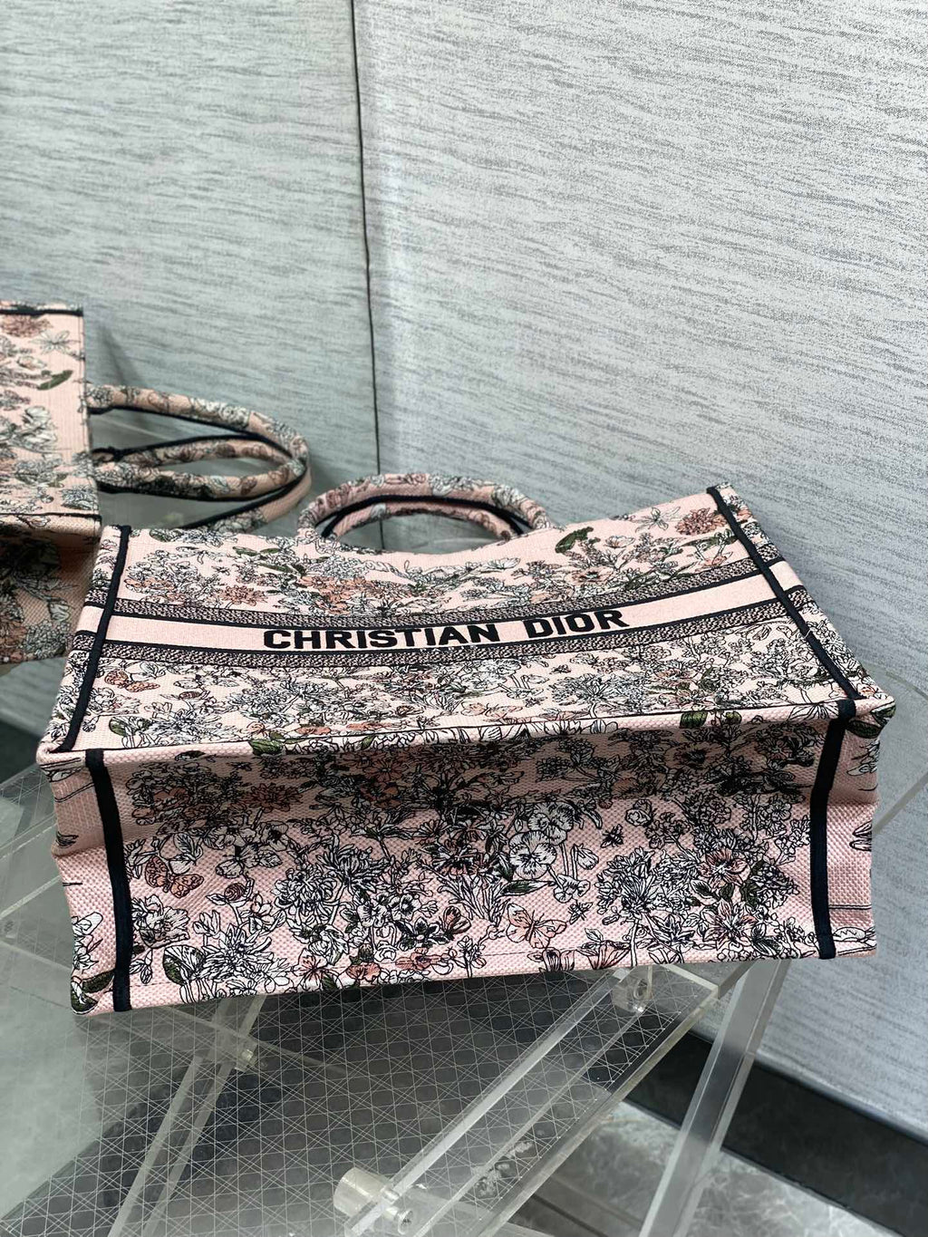 DIOR 25S LUCKY LARGE DIOR BOOK TOTE 42 IN PINK MULTICOLOR DIOR FLOWERS CALENDAR ALLOVER EMBROIDERY