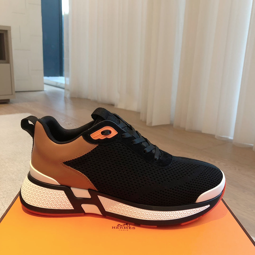 HERMES HEROS SNEAKER IN BLACK BREATHABLE MESH FABRIC AND BRONZE BROWN CALFSKIN