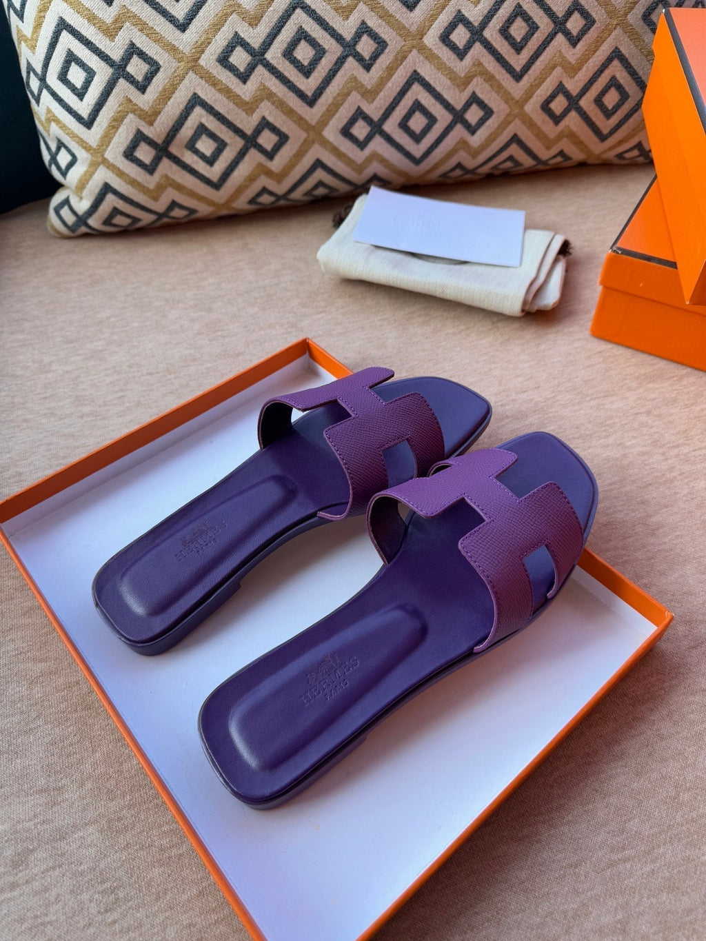 HERMES 0RAN SANDALS IN ROYAL PURPLE CALFSKIN