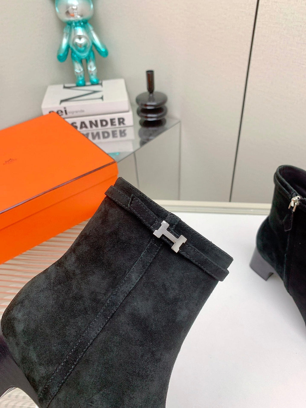 HERMES WOMEN'S NEO ANKLE BOOT IN BLACK SUEDE
