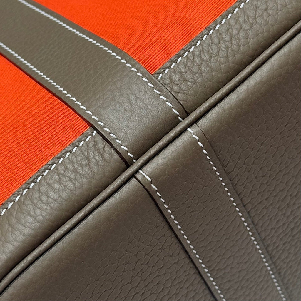 HERMES GARDEN PARTY 30CM IN ORANGE MINIMUM TOILETS COTTON CANVAS AND BROWN CALFSKIN