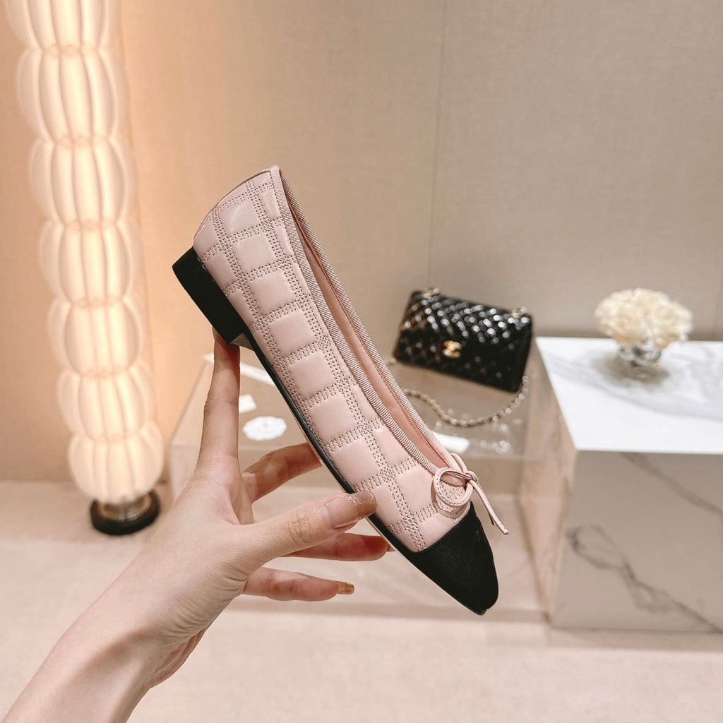 CHANEL Double C New Ballet Flats Light Pink Black Lambskin