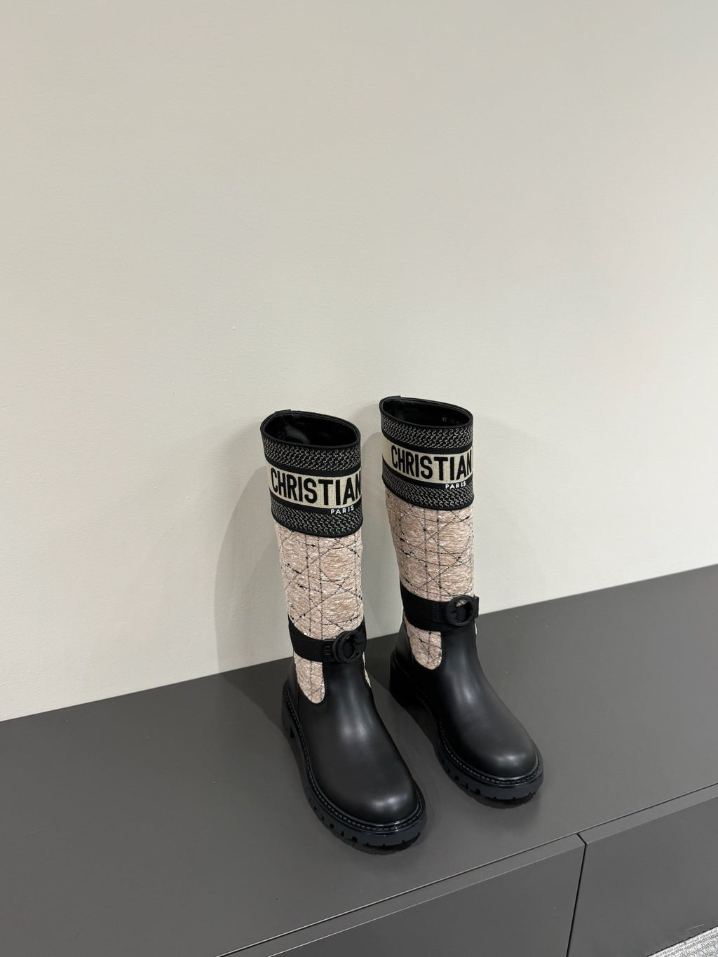 DIOR D-MAJOR BOOT TAUPE AND BLACK TECHNICAL FABRIC AND BLACK CALFSKIN