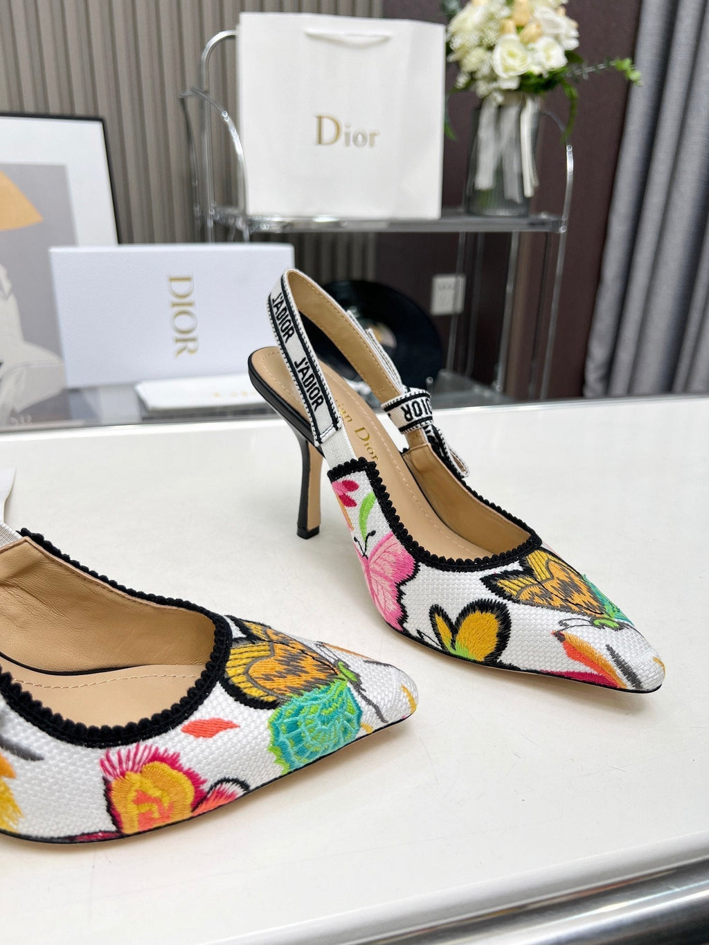 DIOR J'A SLINGBACK PUMP COLORFUL NATURAL RAFFIA AND EMBROIDERED COTTON 10 CM 130857