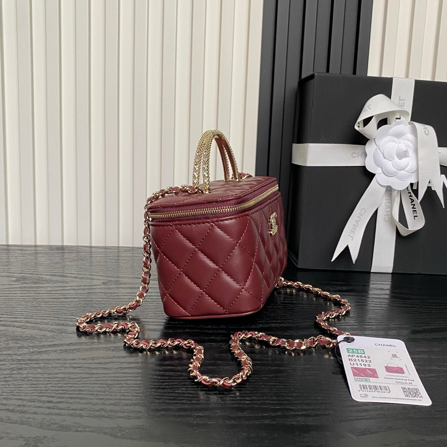 CHANEL 25S VANITY BAG 17 IN DARK RED LAMBSKIN WITH GOLD HARDWARE