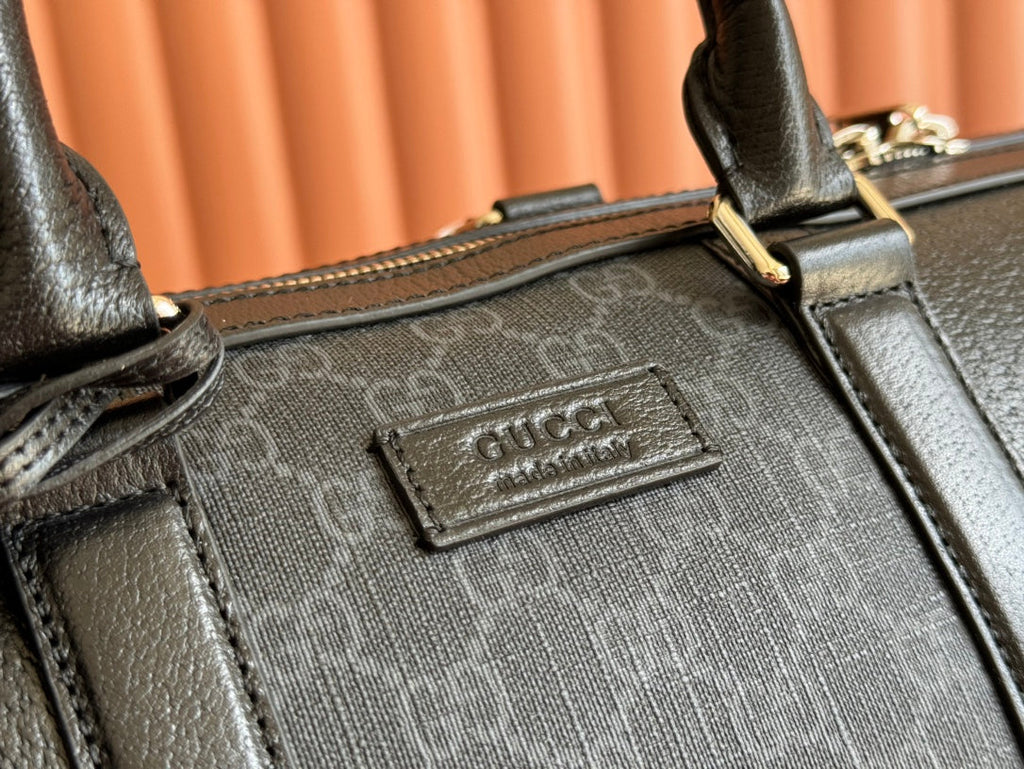 GUCCI JUMBO MEDIUM DUFFLE 44 IN EXTRA DARK GREEN  CALFSKIN