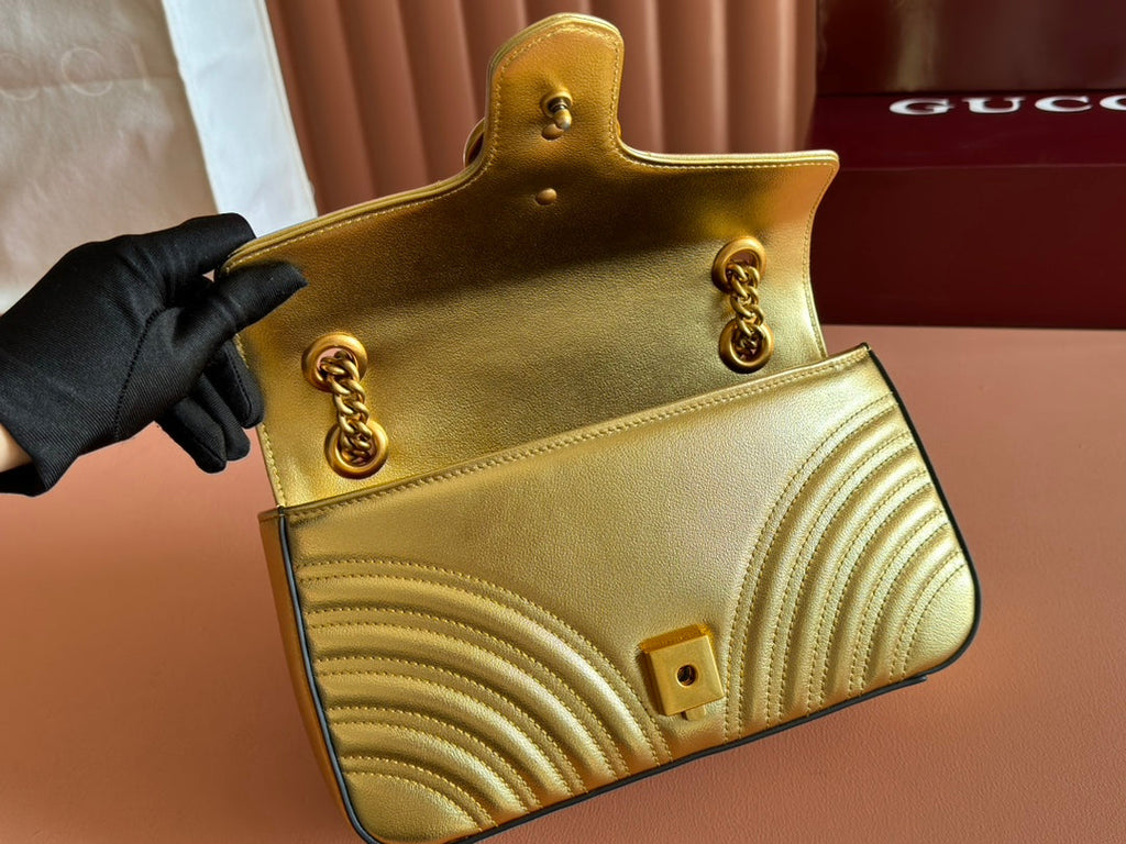 GUCCI MARMONT MEDIUM SHOUDER BAG 26 IN YELLOW GLOSSY CALFSKIN
