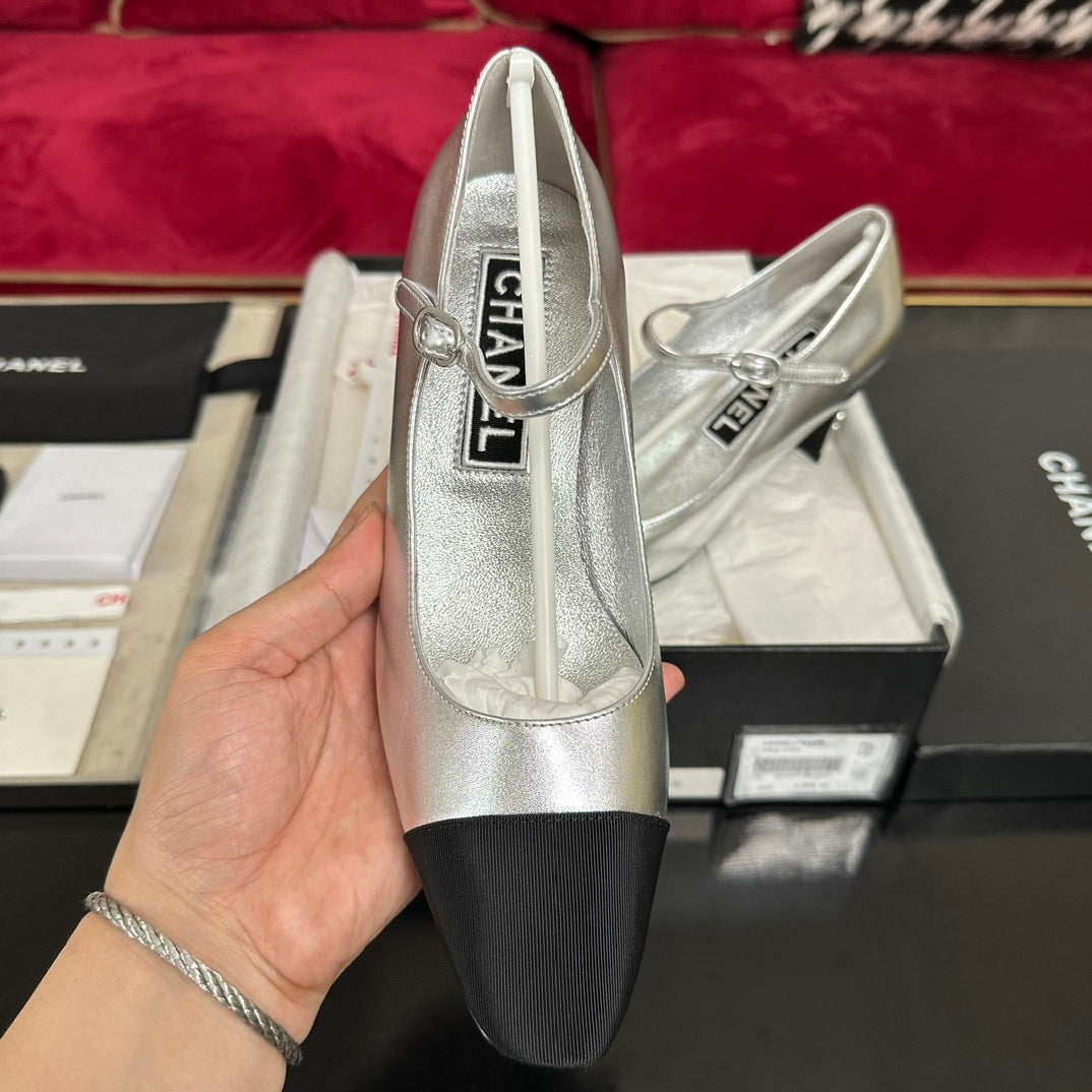 CHANEL HIGH MARY JANE IN SILVER CALFSKIN AND BLACK SATIN