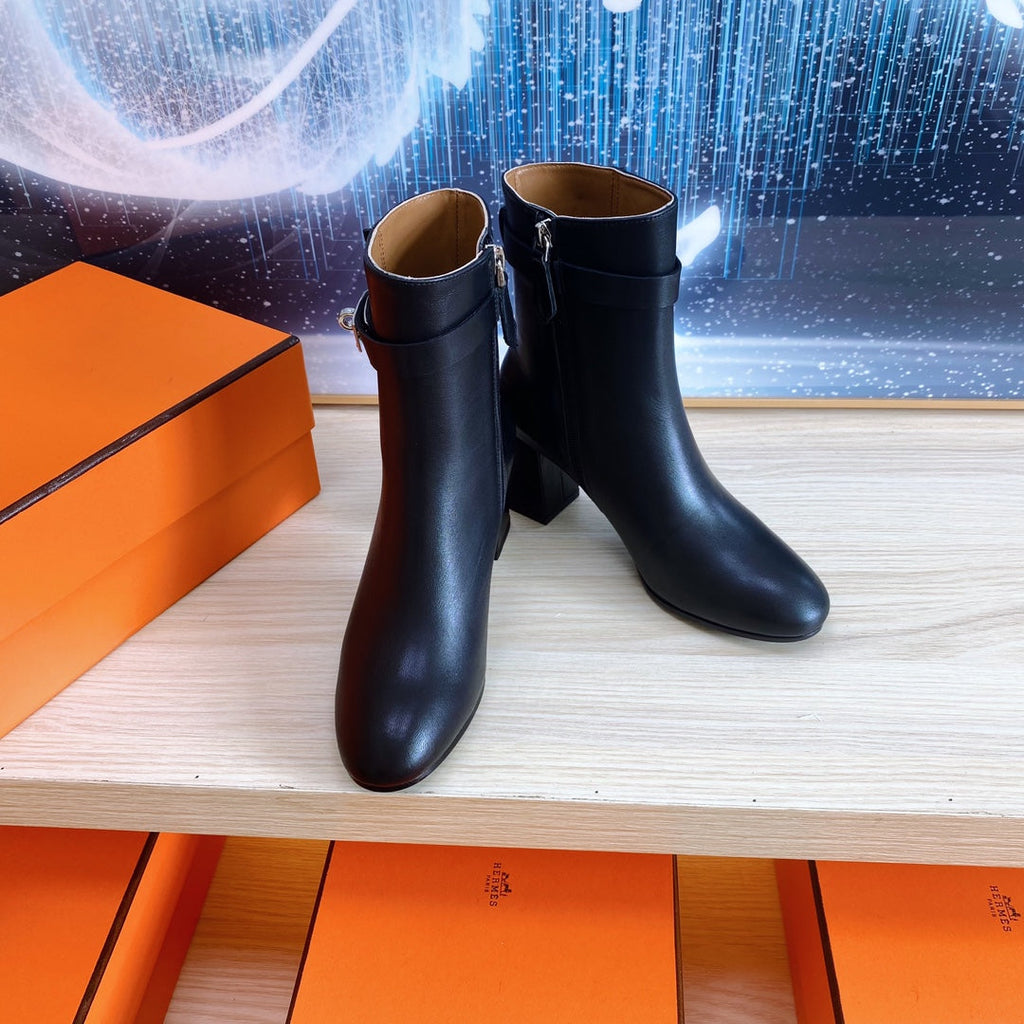 HERMES STORY ANKLE BOOT 7 CM IN BLACK LAMBSKIN