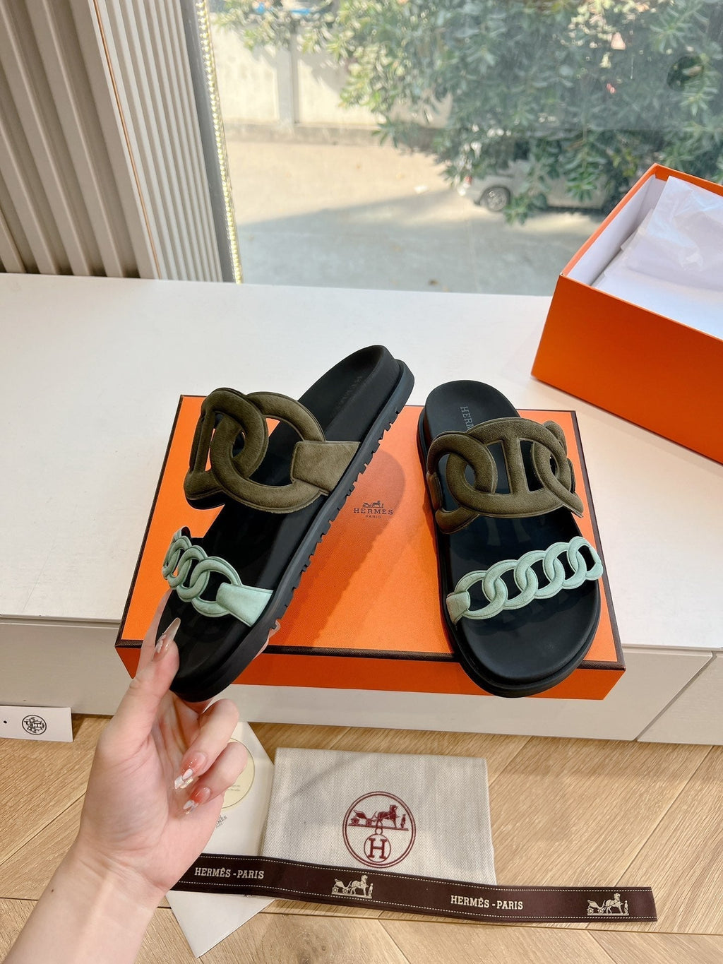 HERMES EXTRA SANDAL IN ARMY GREEN MIX ELECTRIC BLUE CALFSKIN