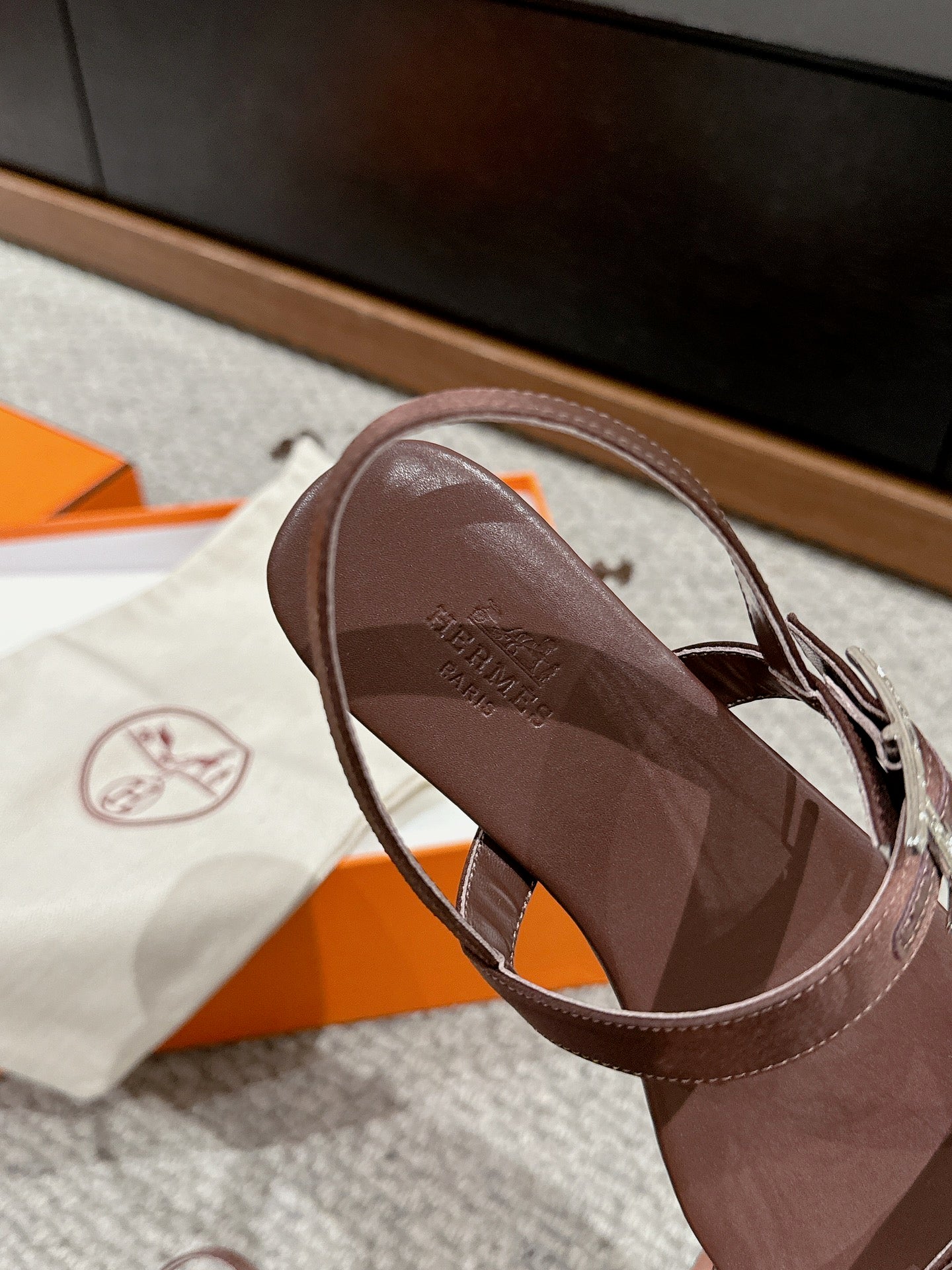 HERMES BUCKLE SANDAL CHOCOLATE CALFSKIN