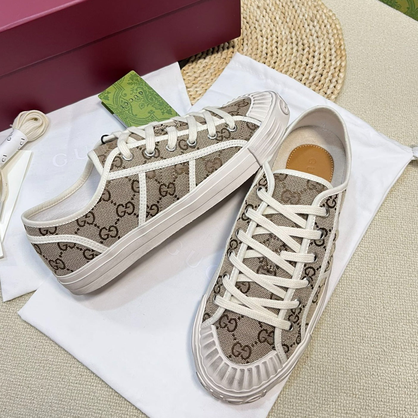 GUCCI Sneaker Julio Canvas  Sneakers Beige Caro