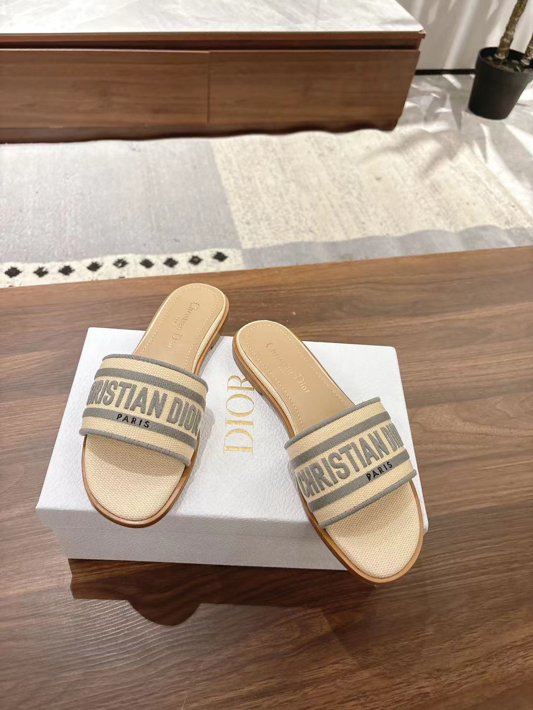 DIOR DWAY SLIDES IN BEIGE AND GRAY TECHNICAL FABRIC