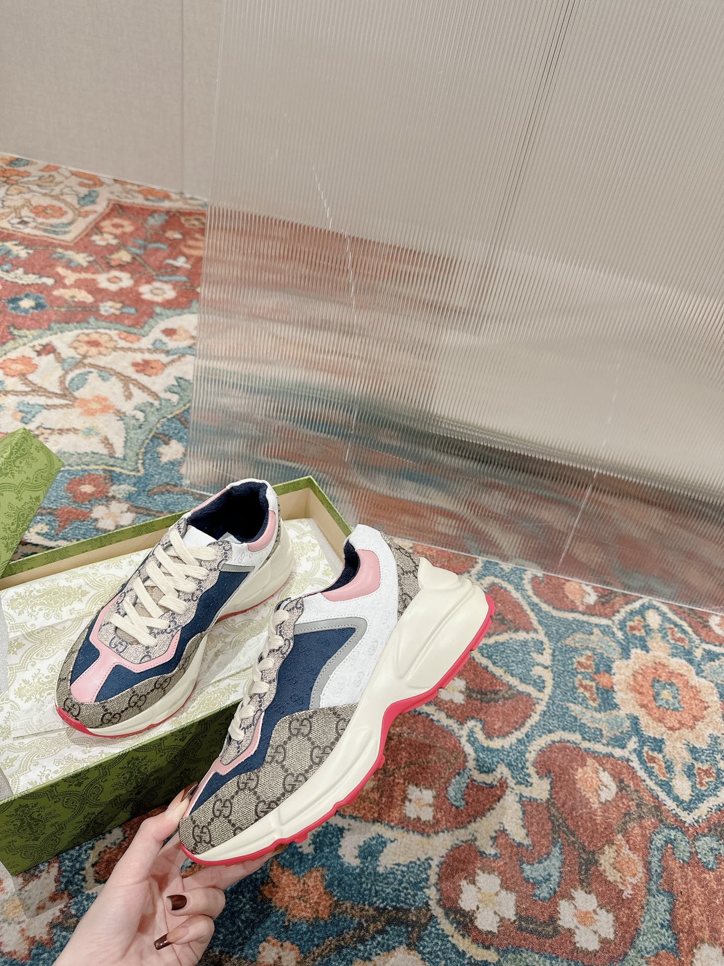 GUCCI RHYTON TRAINER LIGHT BROWN AND PINK CALFSKIN