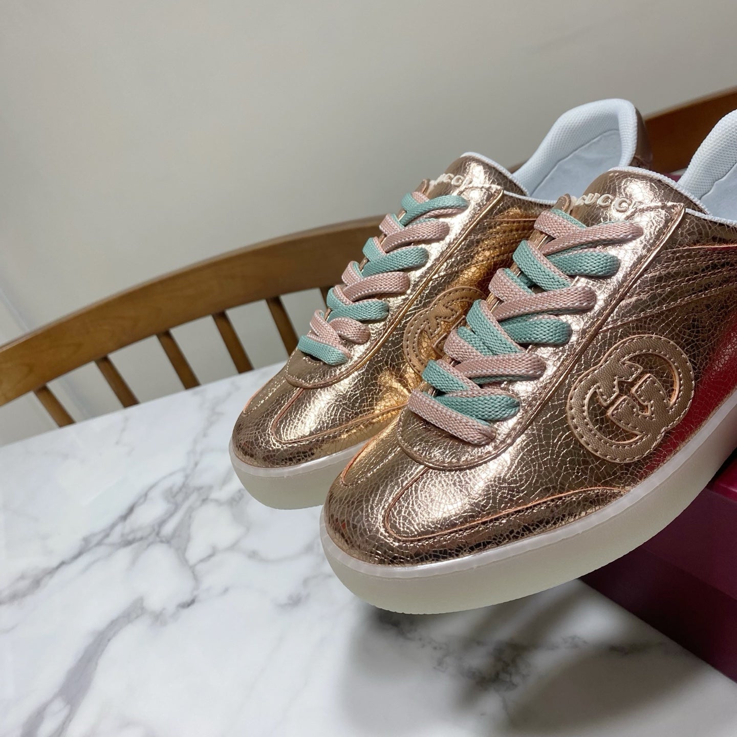 GUCCI 26S SNEAKER IN ROSE GOLD METALLIC CALFSKIN