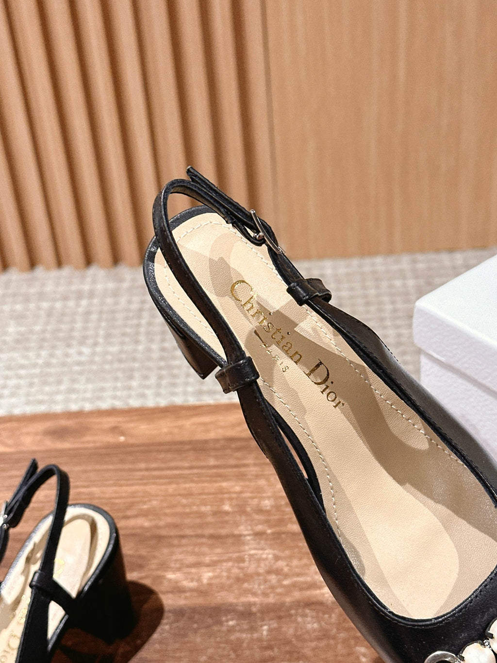 DIOR HIGH SLINGBACK 55 MM 25S IN BLACK LAMBSKIN PEARL DETAILING