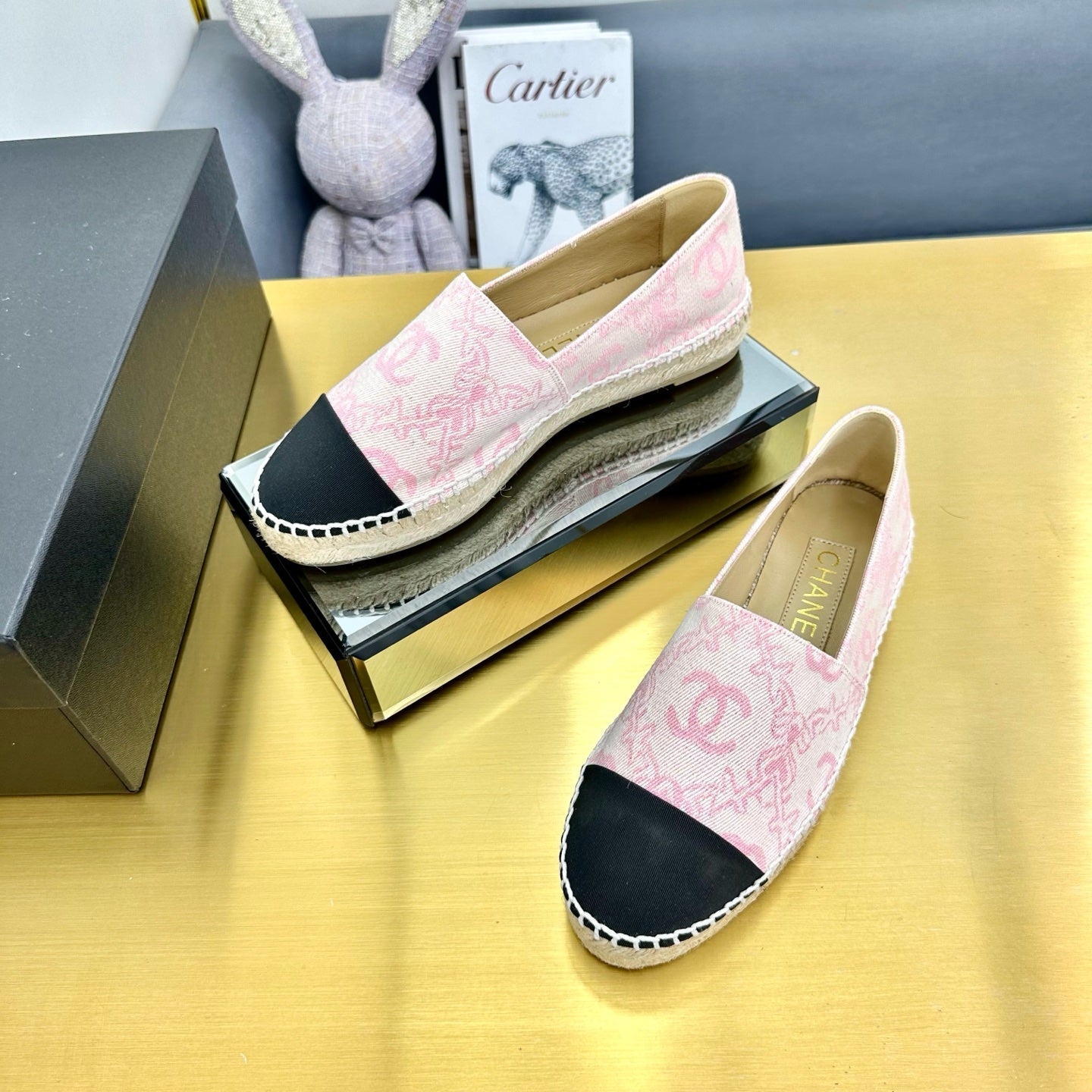 CHANEL ESPADRILLES PLATFORM IN LIGHT PINK MIX BLACK FABRIC