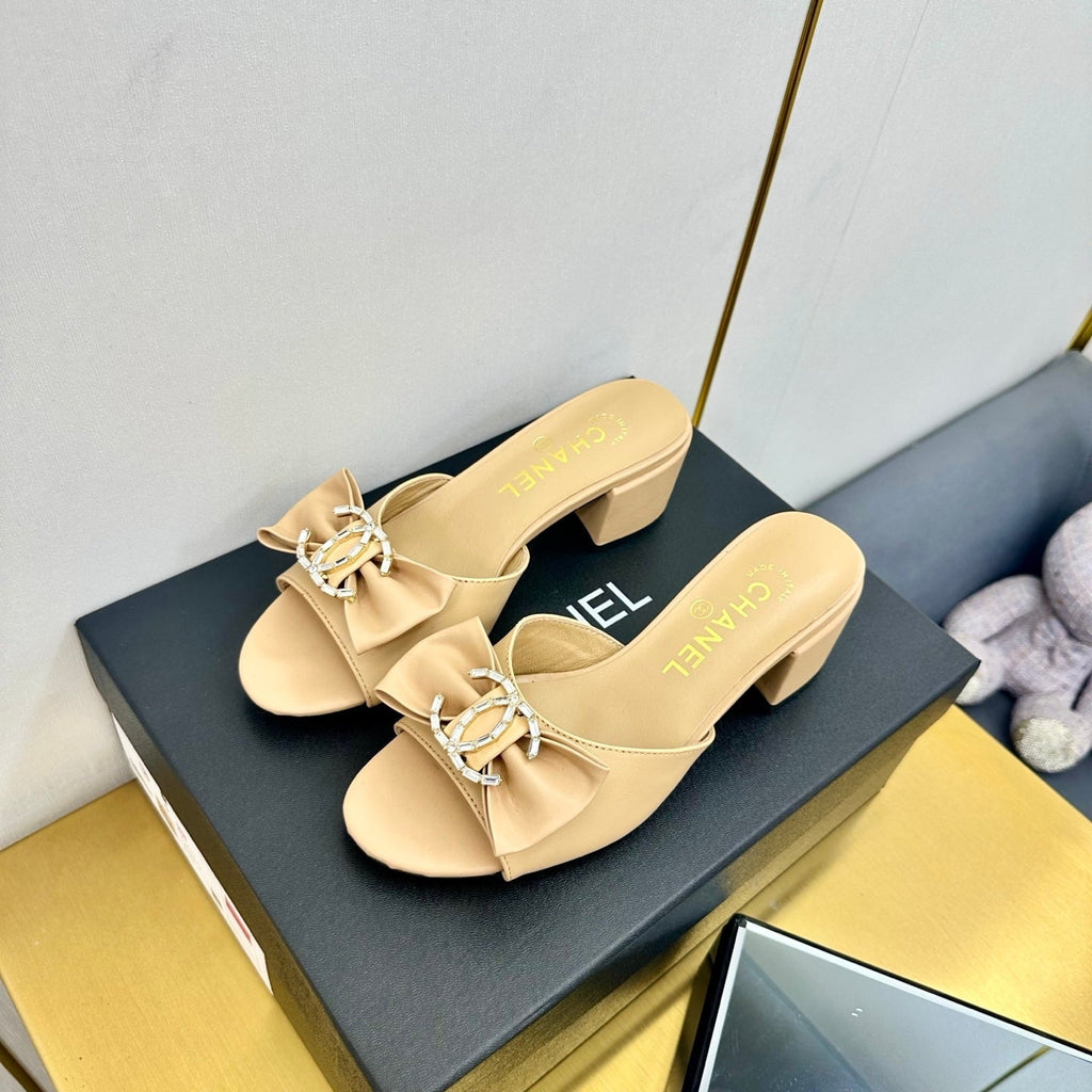 CHANEL BOWKNOT RHINESTONES MID HEEL MULE IN FLAX YELLOW CALFSKIN