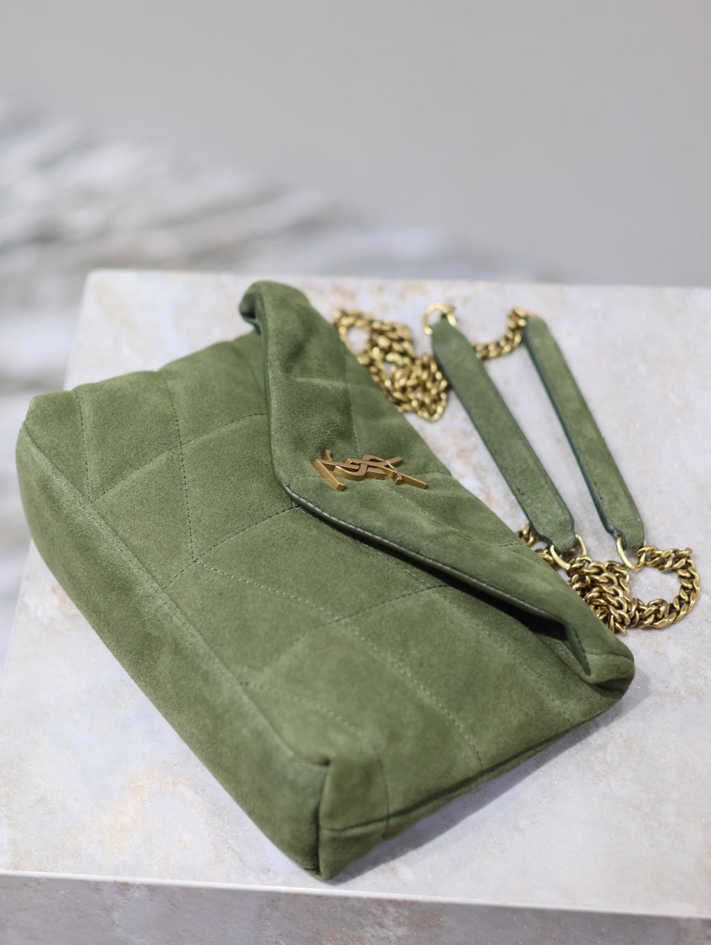 YSL 25S LOULOU PUFFER MINI 23 IN GREEN SUEDE GOLD HARDWARE