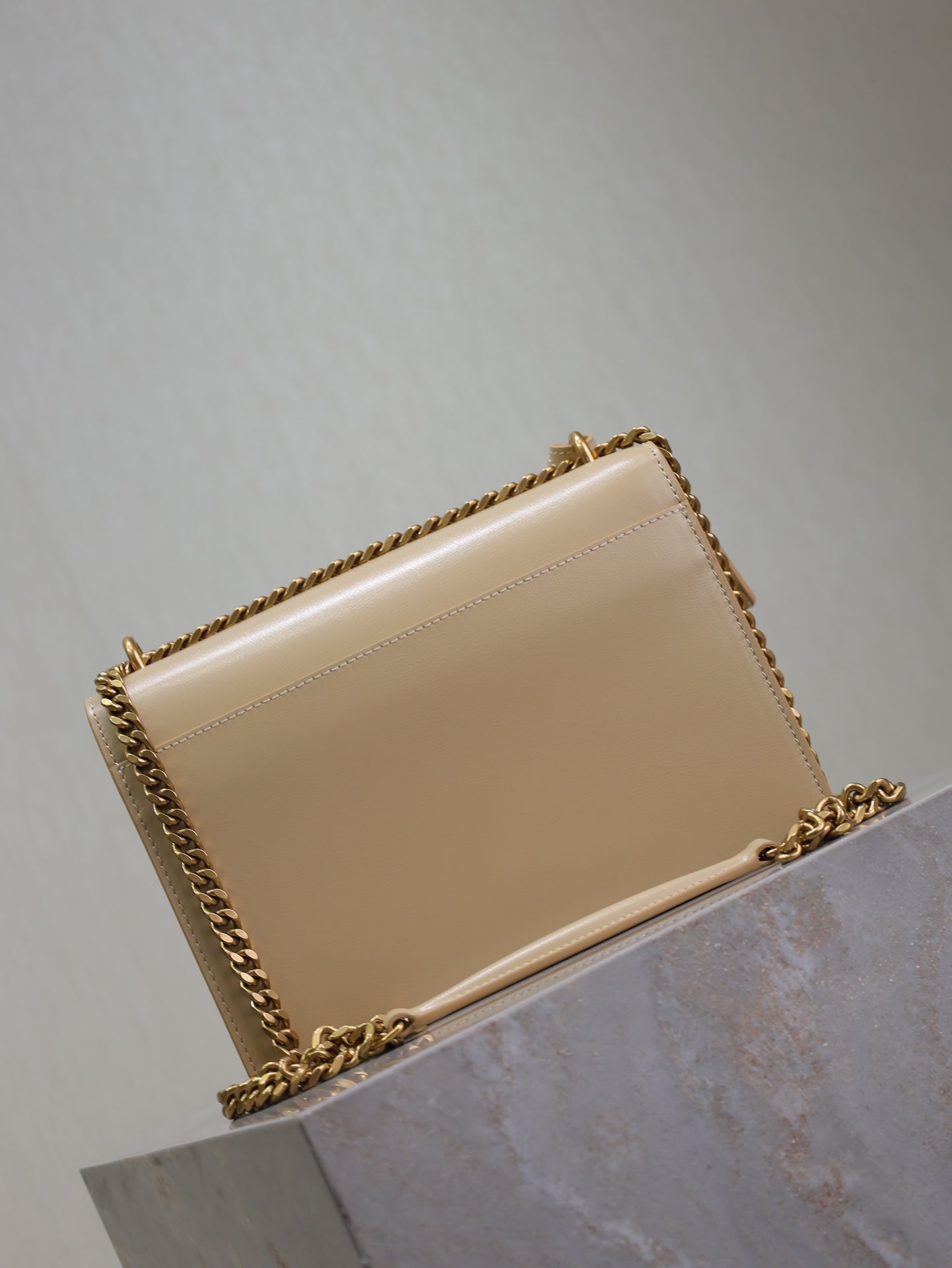 YSL 25S SUNSET BAG 22 IN NUDE CALFSKIN GOLD HARDWARE
