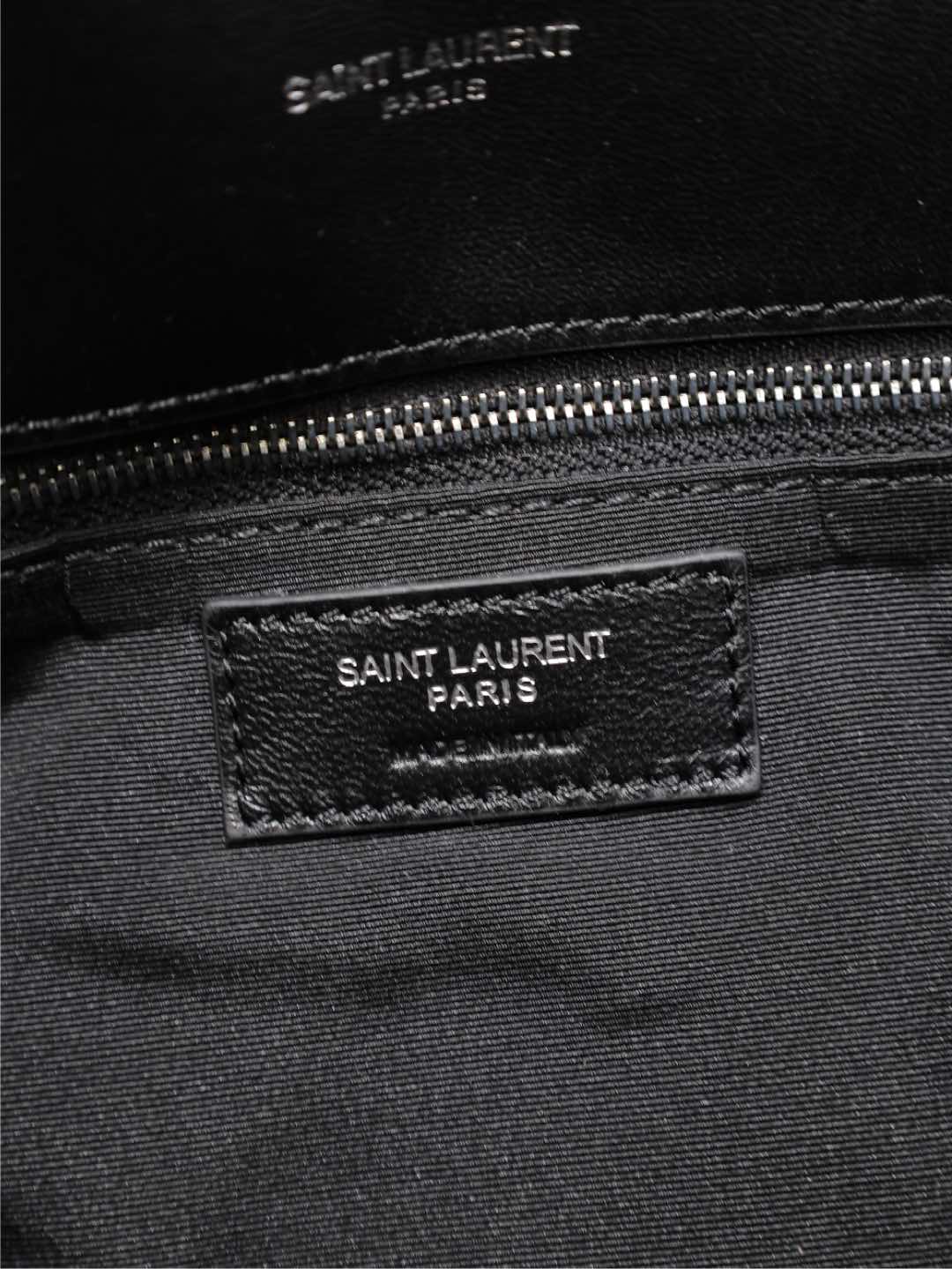 YSL 25S LOULOU PUFFER GM 35 IN BLACK CALFSKIN SILVER HARDWARE