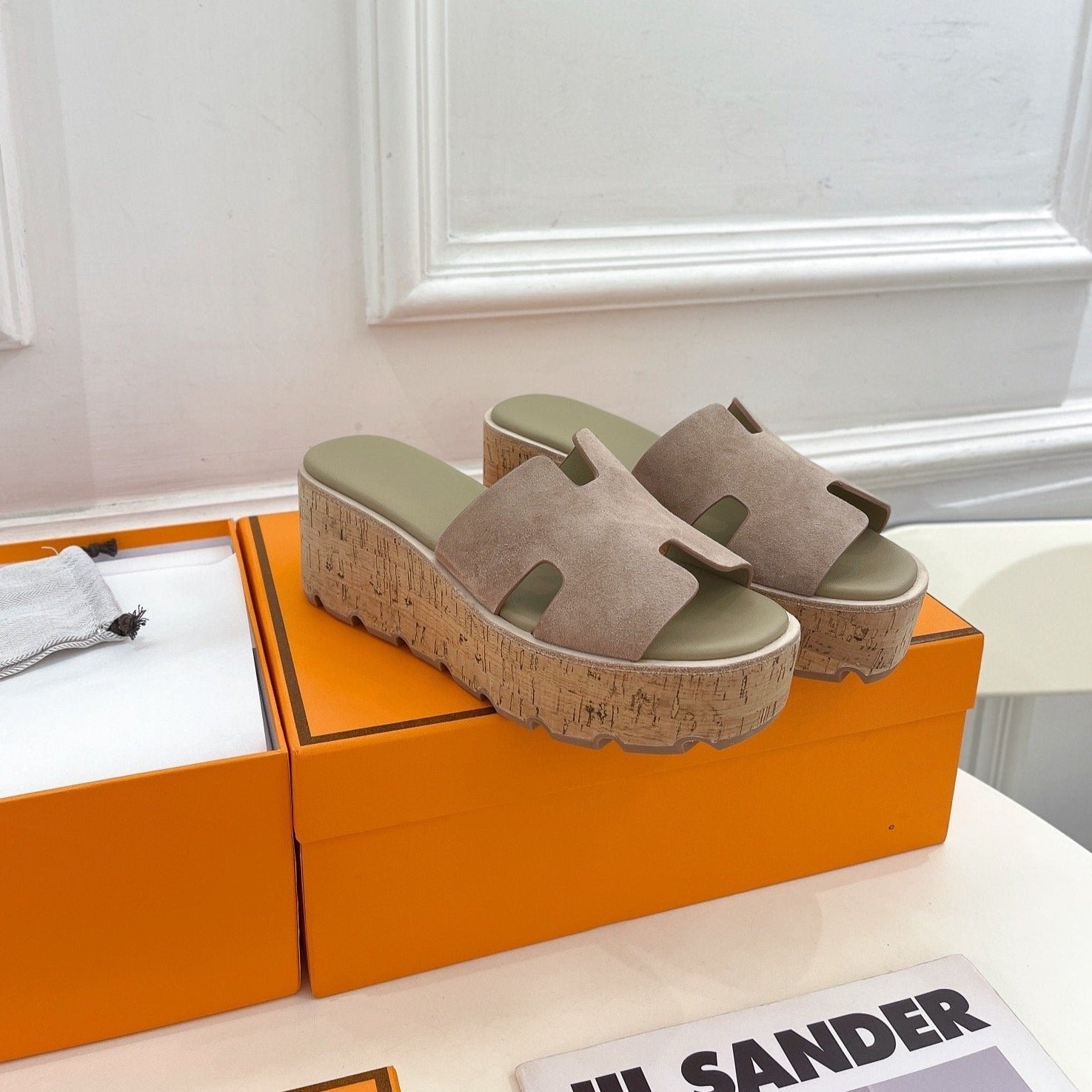 HERMES Eze 30 Sandal Light Brown Suede
